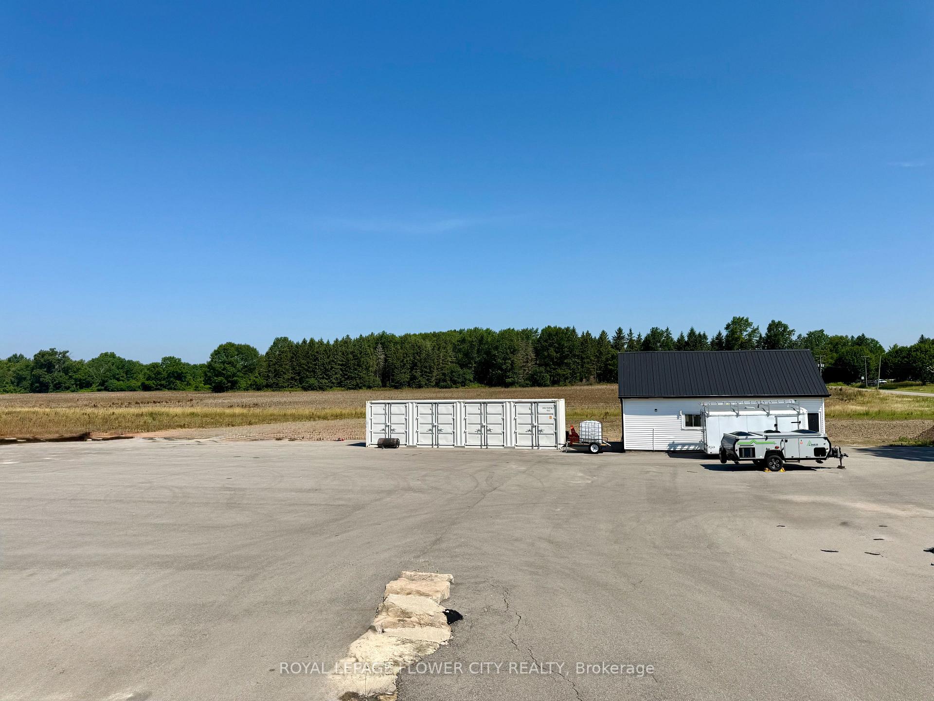 Photo 4 of 957 Brock Road, Hamilton, Dundas — HOMEH