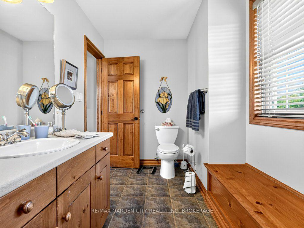 Photo 41 of 3297 Tallman Drive, Lincoln, Lincoln-Jordan/Vineland — HOMEH