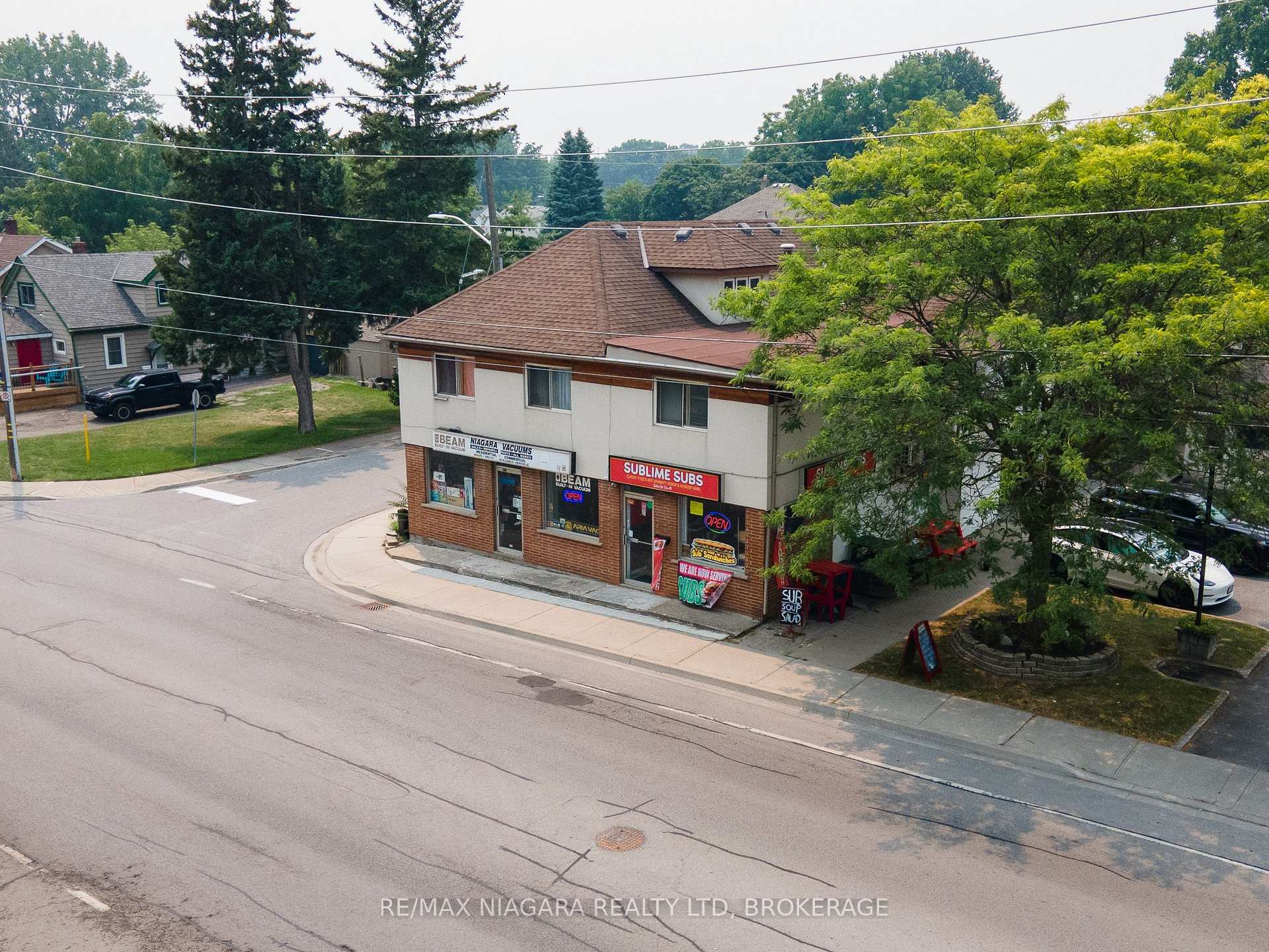Photo 4 of 6235 Drummond Road, Niagara Falls, Dorchester — HOMEH