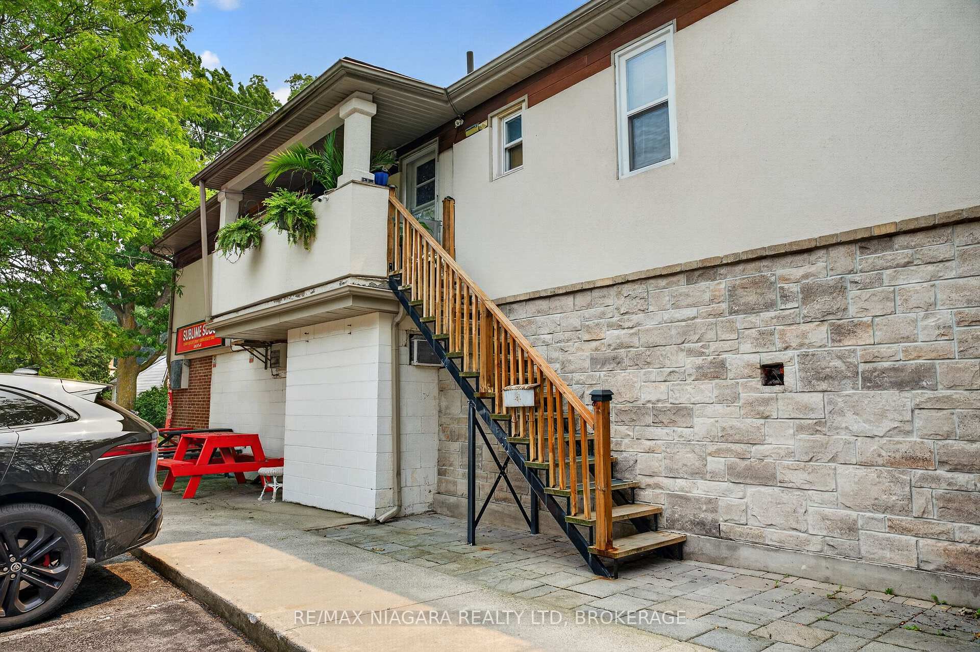 Photo 8 of 6235 Drummond Road, Niagara Falls, Dorchester — HOMEH