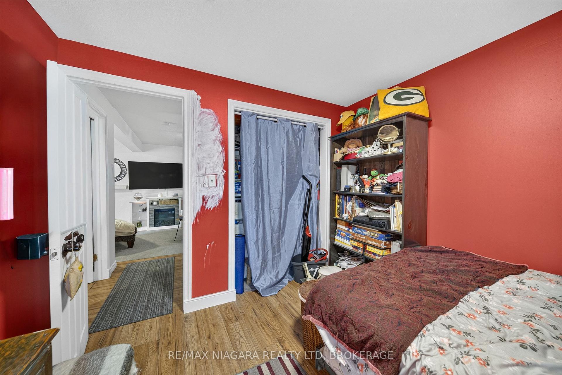 Photo 17 of 6235 Drummond Road, Niagara Falls, Dorchester — HOMEH