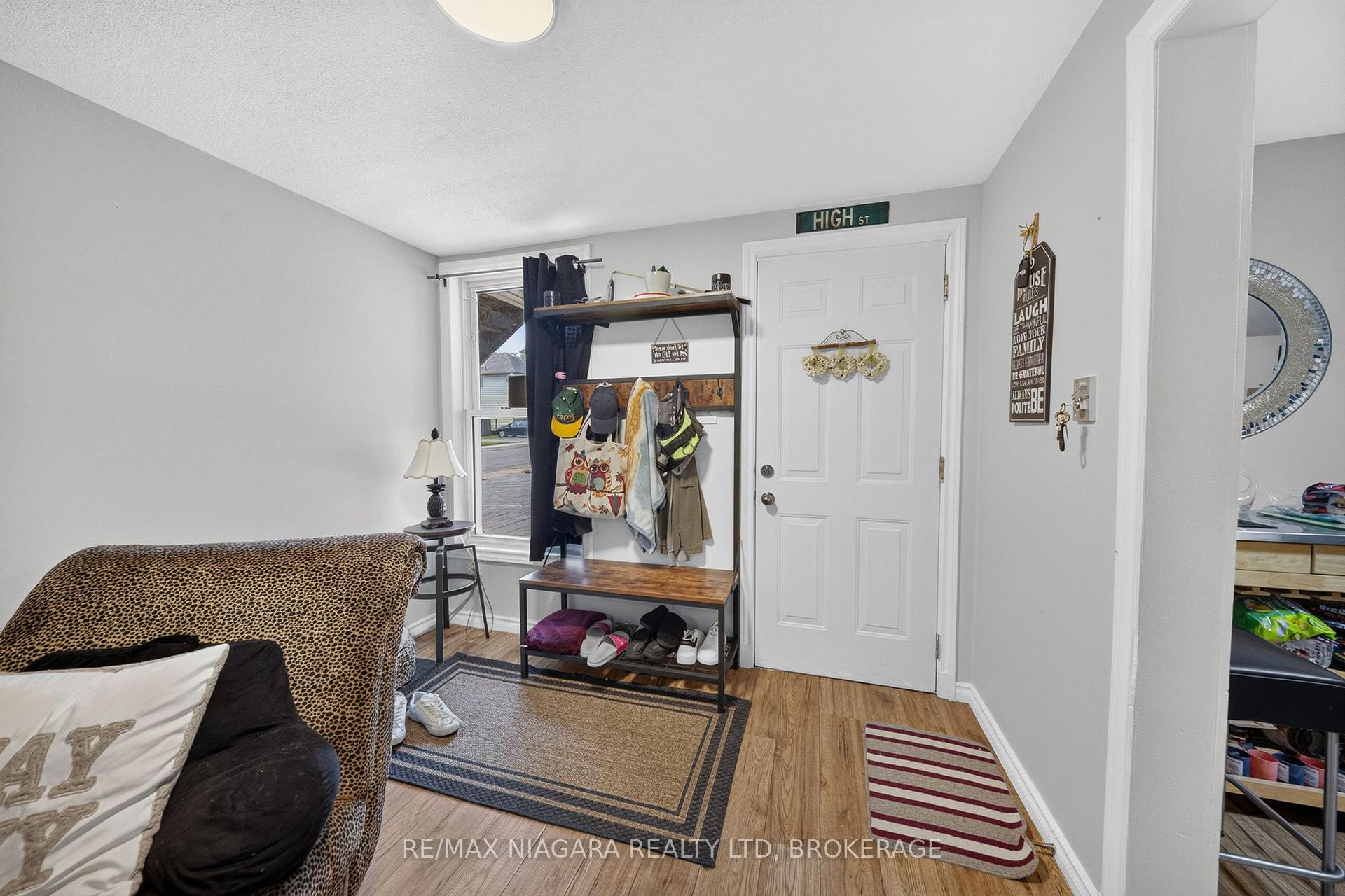 Photo 20 of 6235 Drummond Road, Niagara Falls, Dorchester — HOMEH