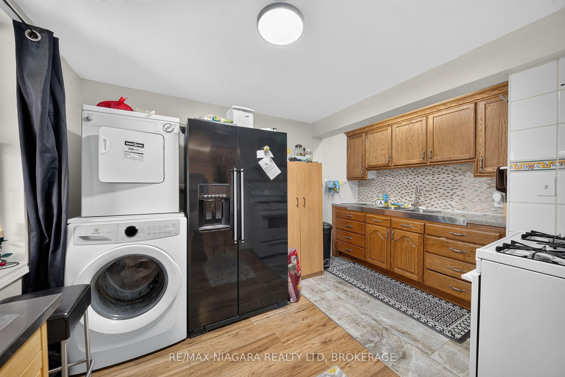 Photo 22 of 6235 Drummond Road, Niagara Falls, Dorchester — HOMEH