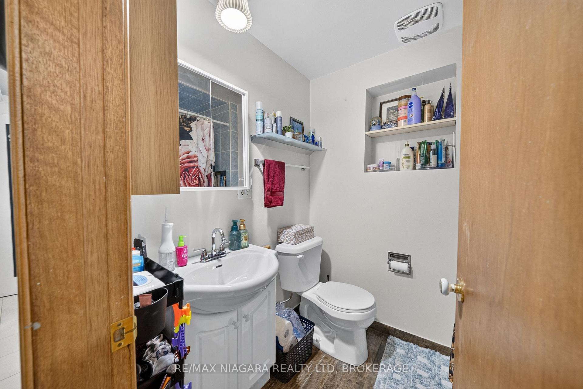 Photo 29 of 6235 Drummond Road, Niagara Falls, Dorchester — HOMEH