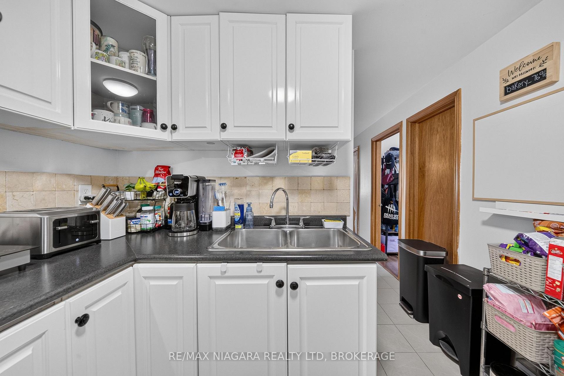 Photo 34 of 6235 Drummond Road, Niagara Falls, Dorchester — HOMEH