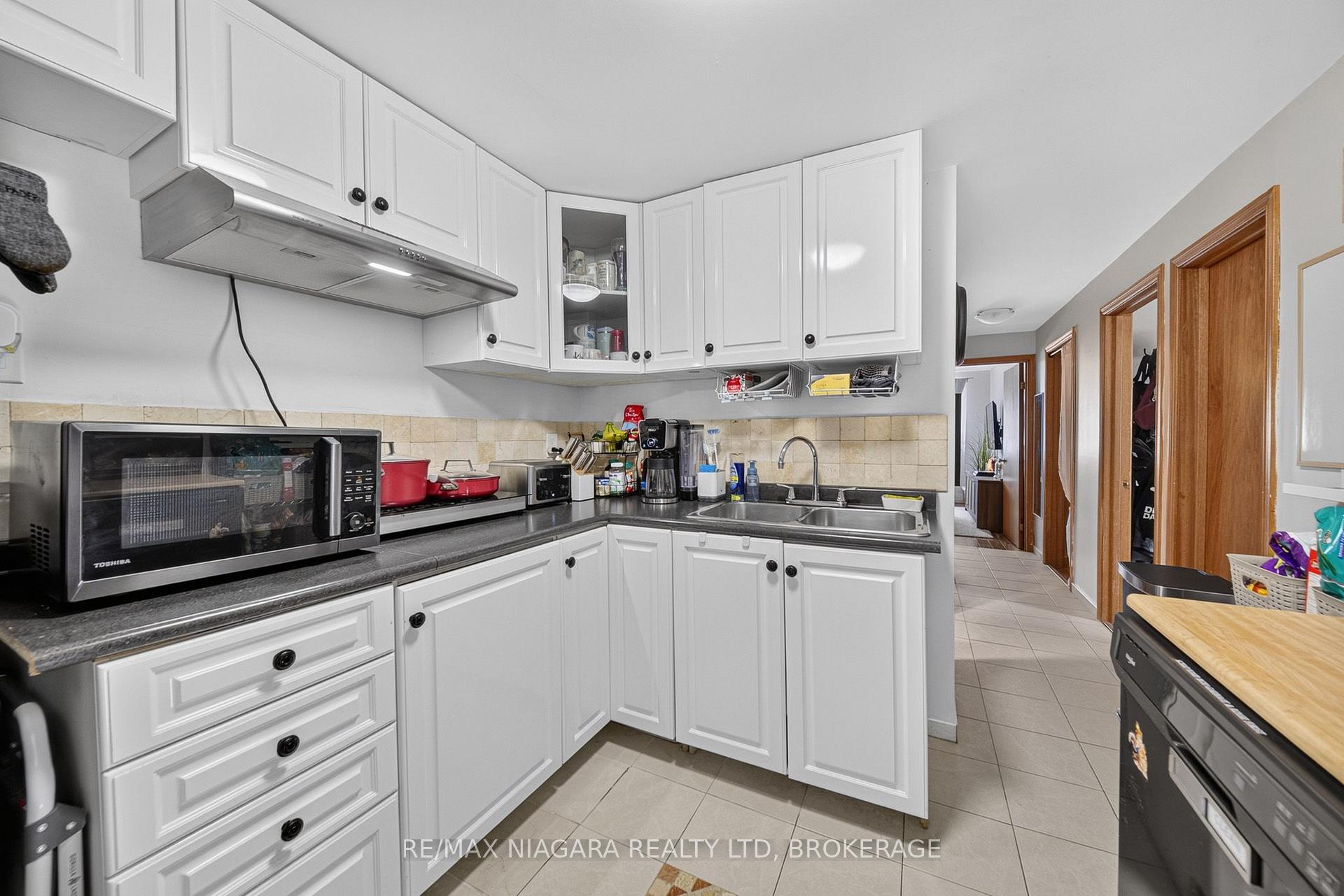 Photo 33 of 6235 Drummond Road, Niagara Falls, Dorchester — HOMEH