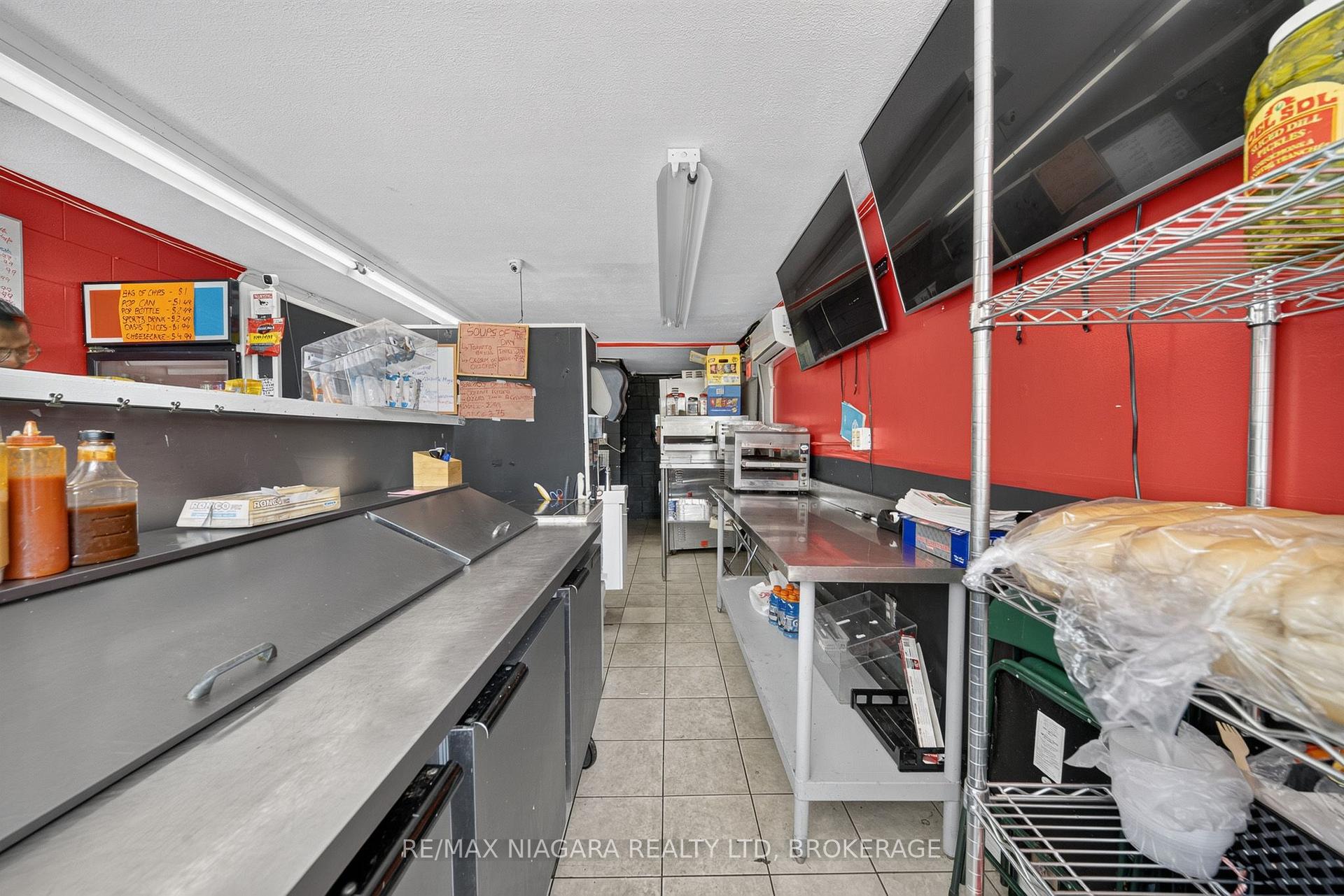 Photo 41 of 6235 Drummond Road, Niagara Falls, Dorchester — HOMEH