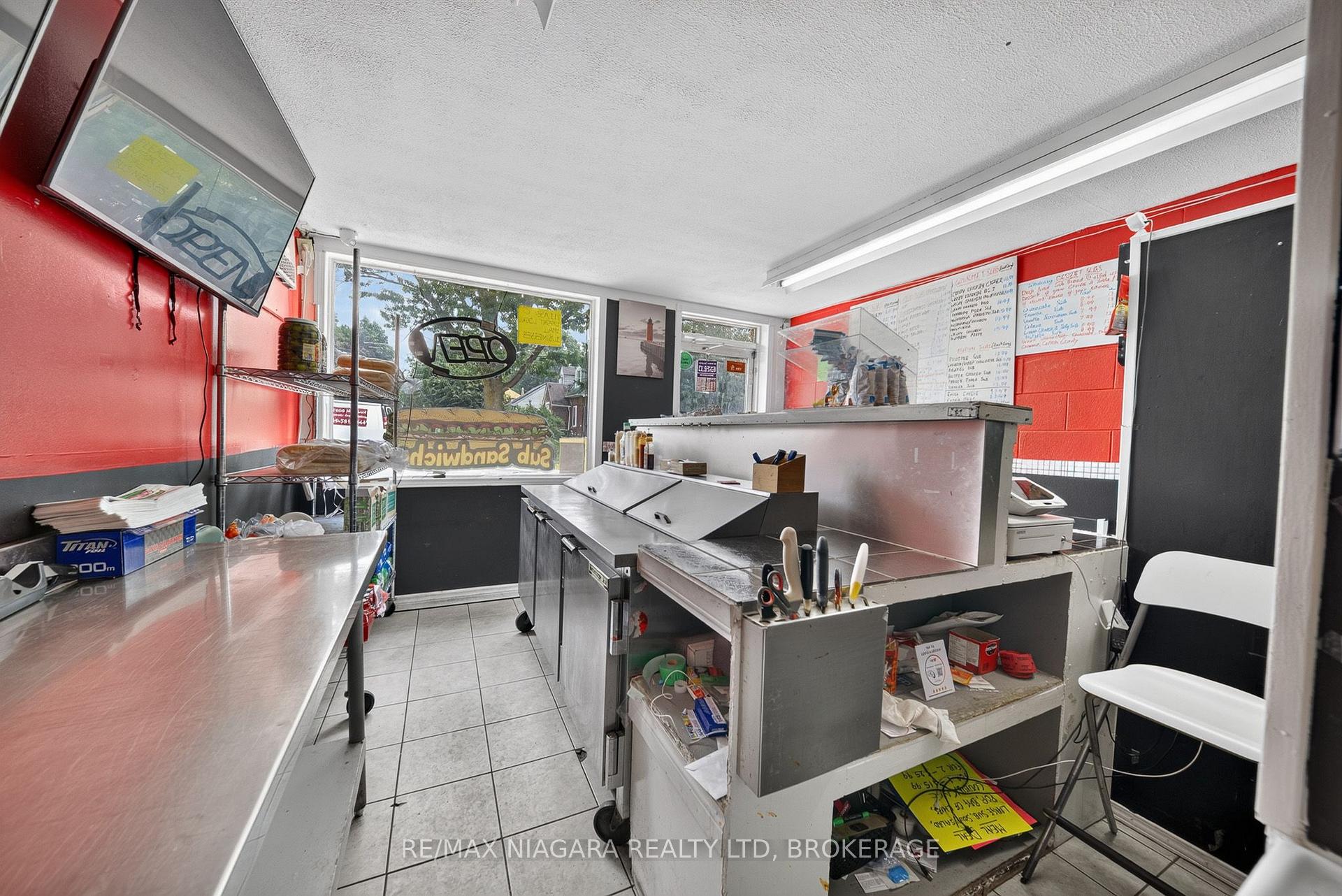 Photo 42 of 6235 Drummond Road, Niagara Falls, Dorchester — HOMEH