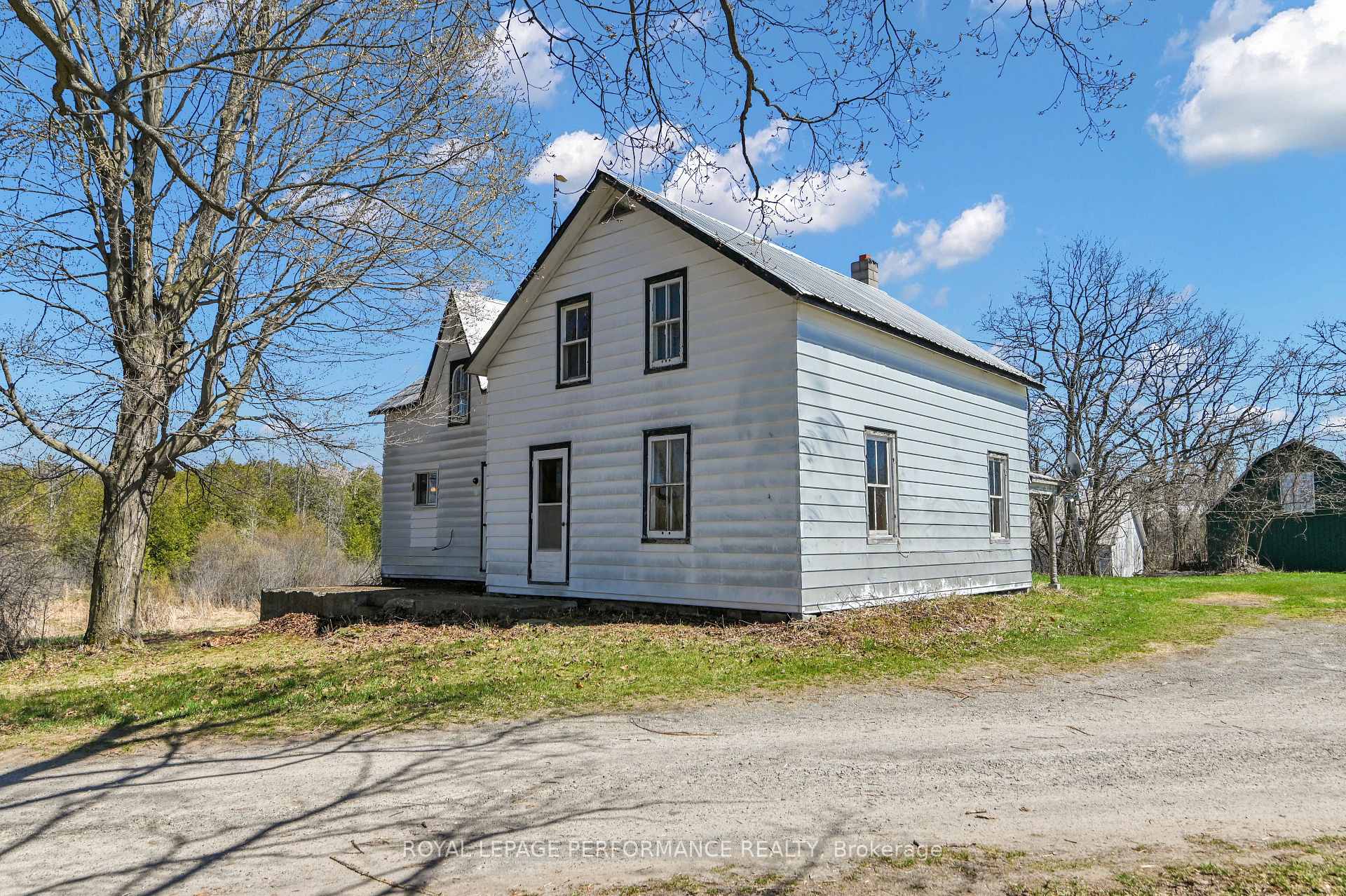Photo 6 of 2421 Buckwheat Road W, Edwardsburgh/Cardinal, Edwardsburgh/Cardinal Twp — HOMEH