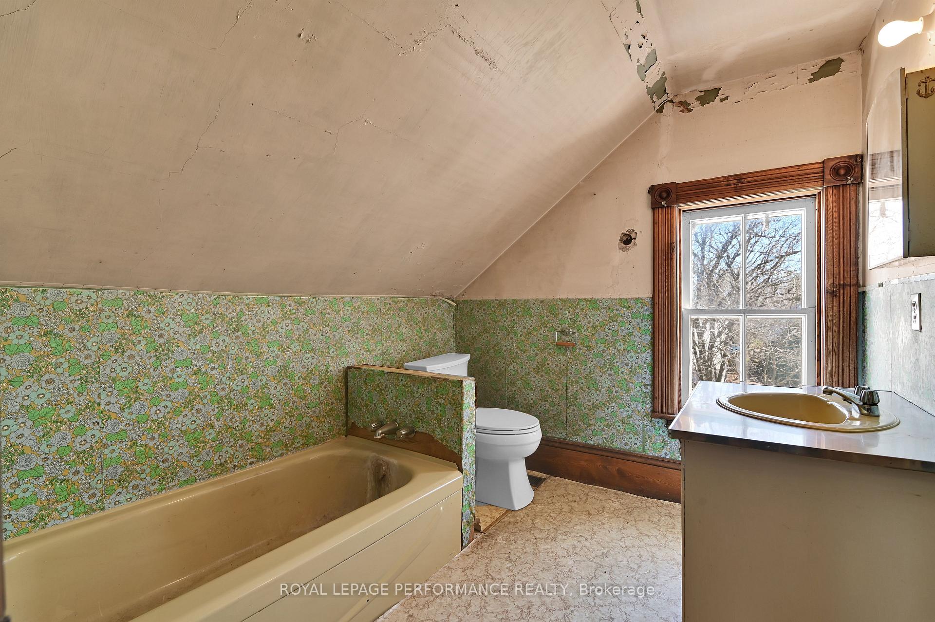 Photo 24 of 2421 Buckwheat Road W, Edwardsburgh/Cardinal, Edwardsburgh/Cardinal Twp — HOMEH