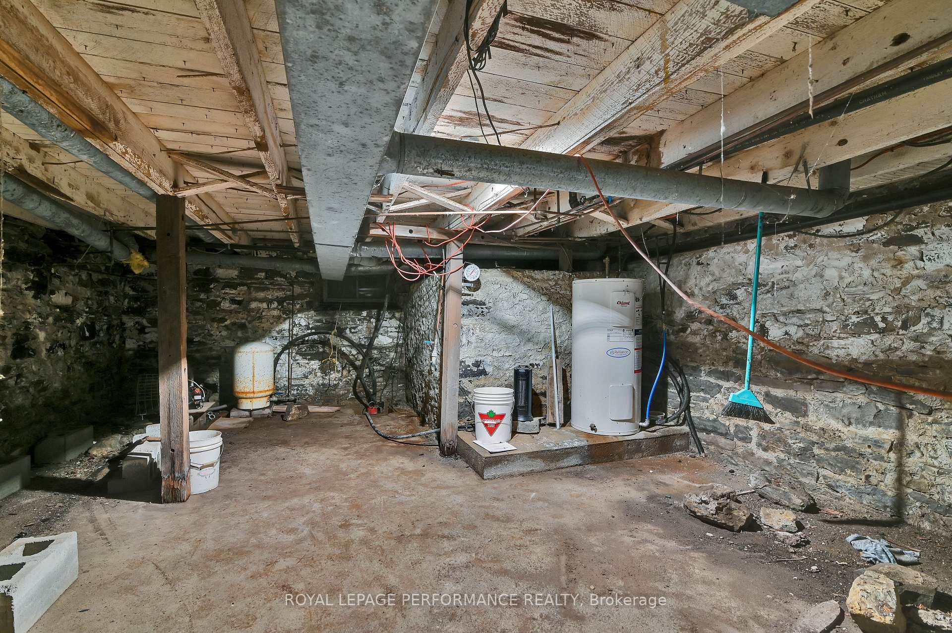 Photo 26 of 2421 Buckwheat Road W, Edwardsburgh/Cardinal, Edwardsburgh/Cardinal Twp — HOMEH