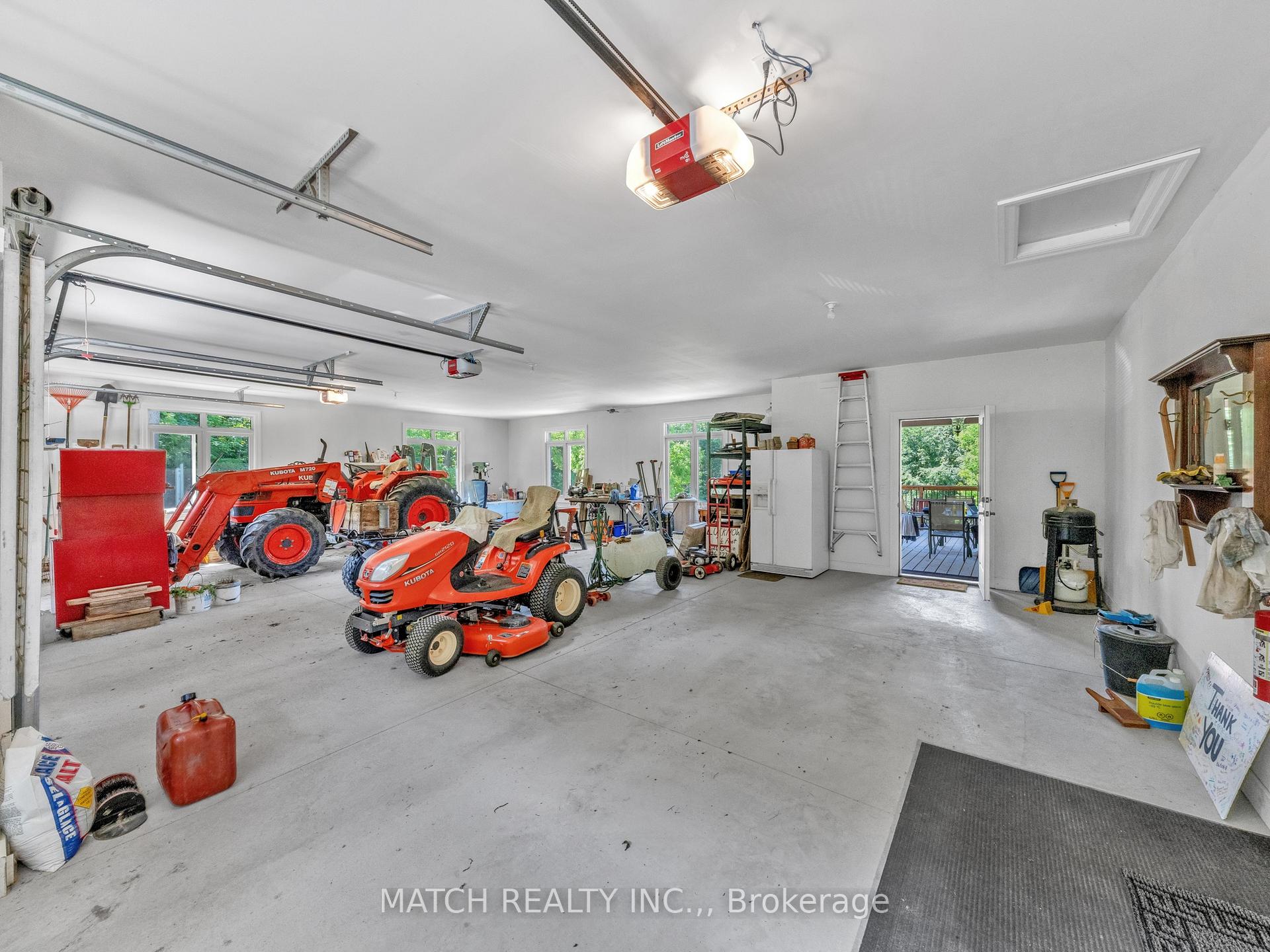 Photo 23 of 17000 Storey Drive, Thames Centre, Rural Thames Centre — HOMEH