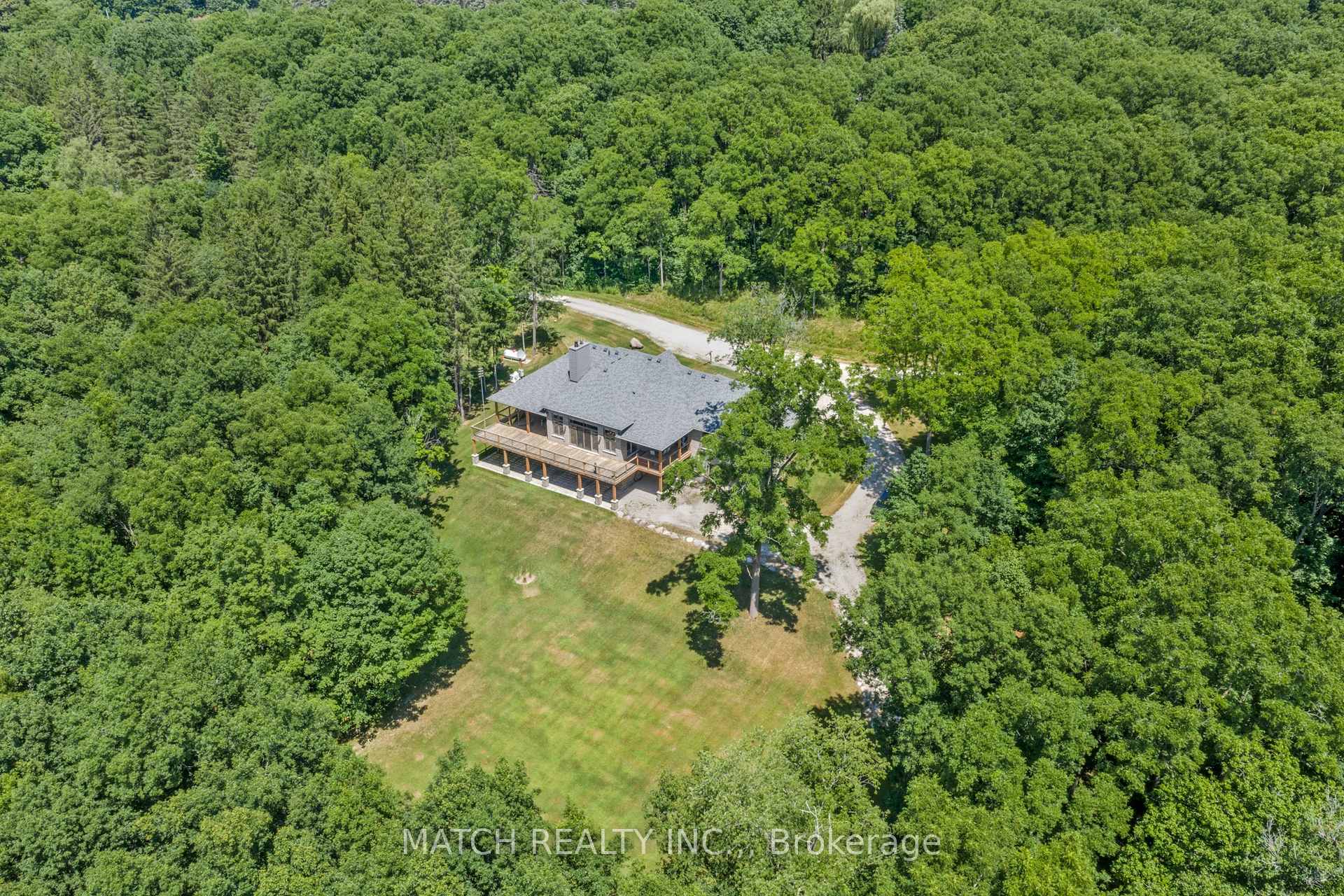 Photo 37 of 17000 Storey Drive, Thames Centre, Rural Thames Centre — HOMEH