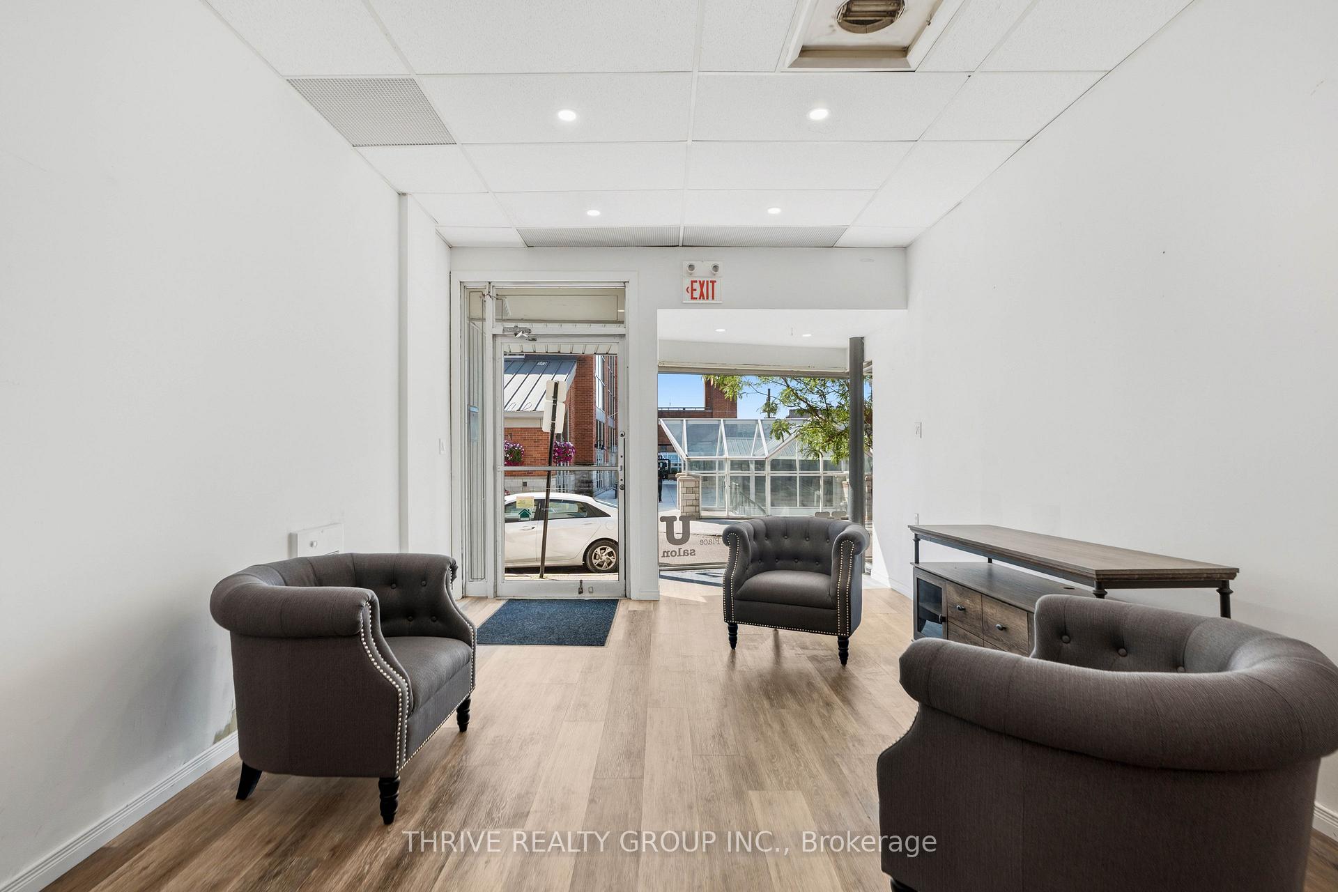 Photo 12 of 119 Dundas Street, London, East K — HOMEH