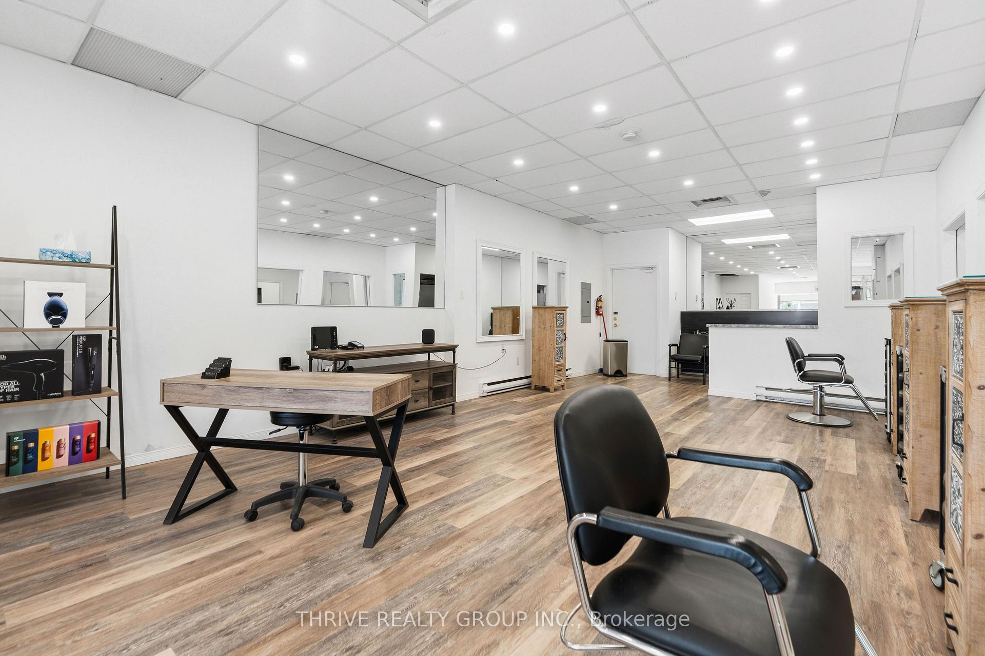 Photo 14 of 119 Dundas Street, London, East K — HOMEH
