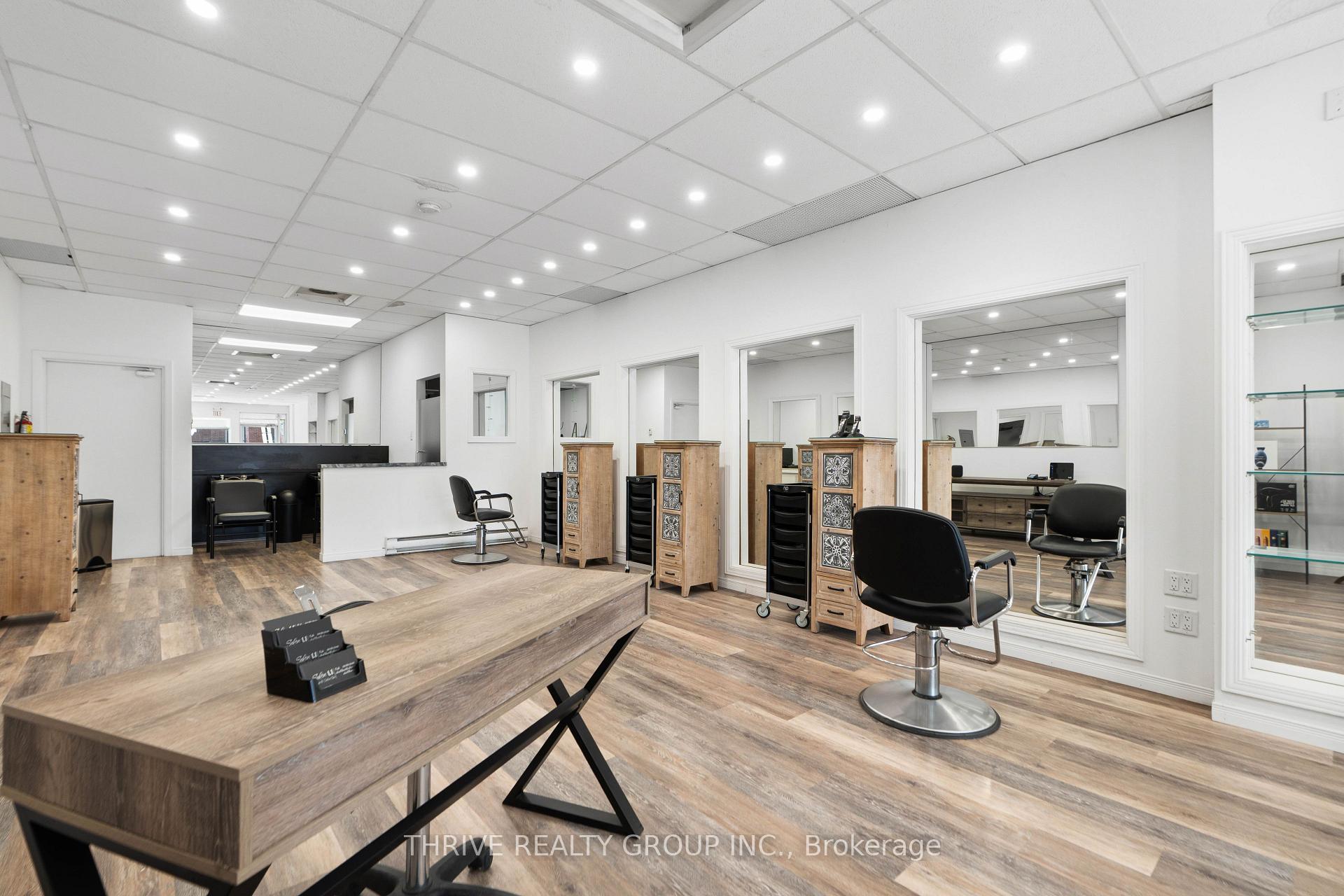Photo 15 of 119 Dundas Street, London, East K — HOMEH