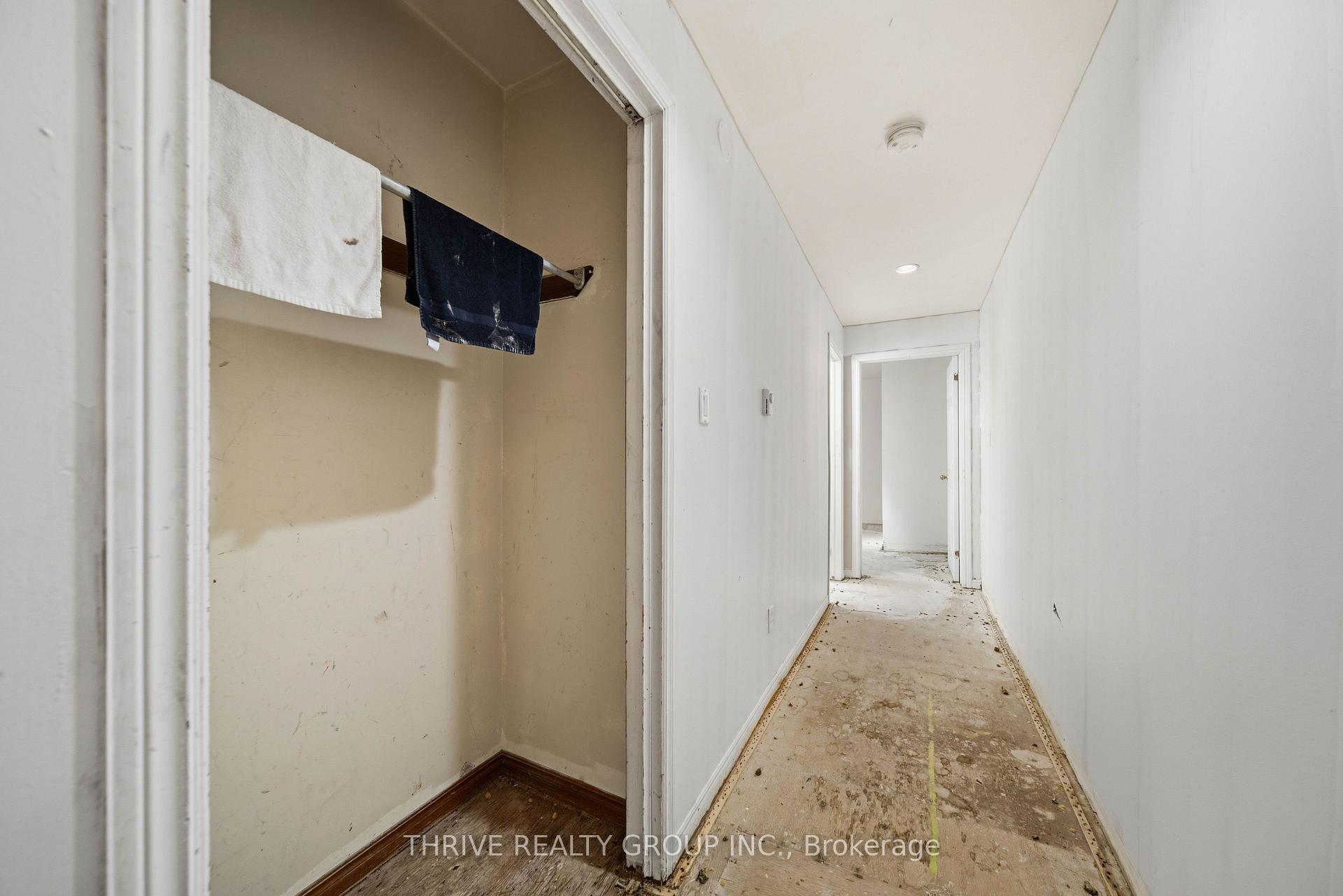 Photo 46 of 119 Dundas Street, London, East K — HOMEH