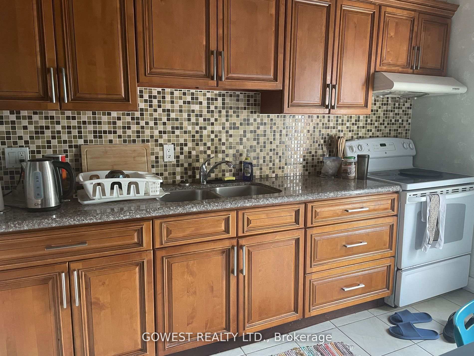 Photo 11 of 405 St Paul Street E, St. Catharines, Downtown — HOMEH