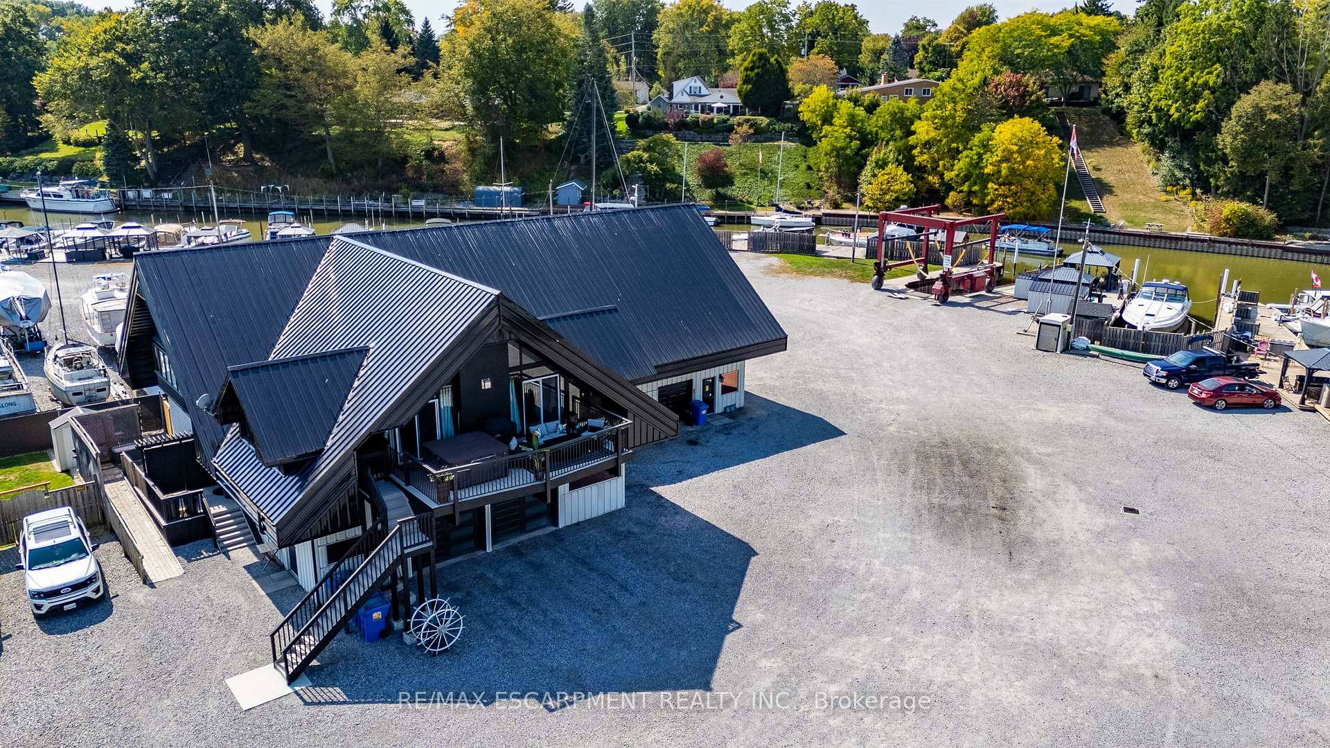 Photo 1 of 15 Jaylin Crescent, Norfolk, Port Dover — HOMEH