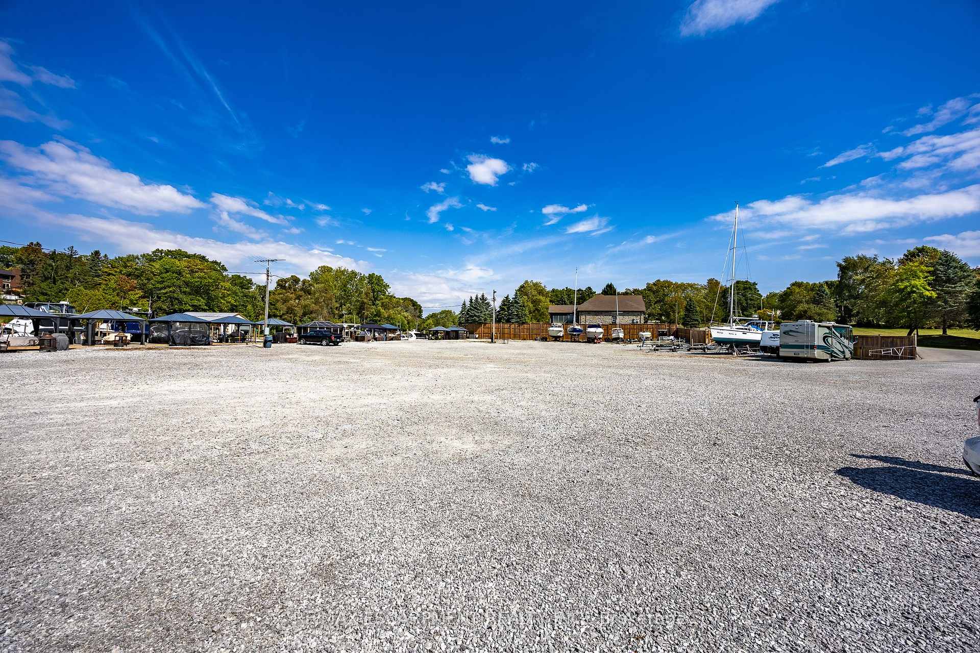 Photo 6 of 15 Jaylin Crescent, Norfolk, Port Dover — HOMEH