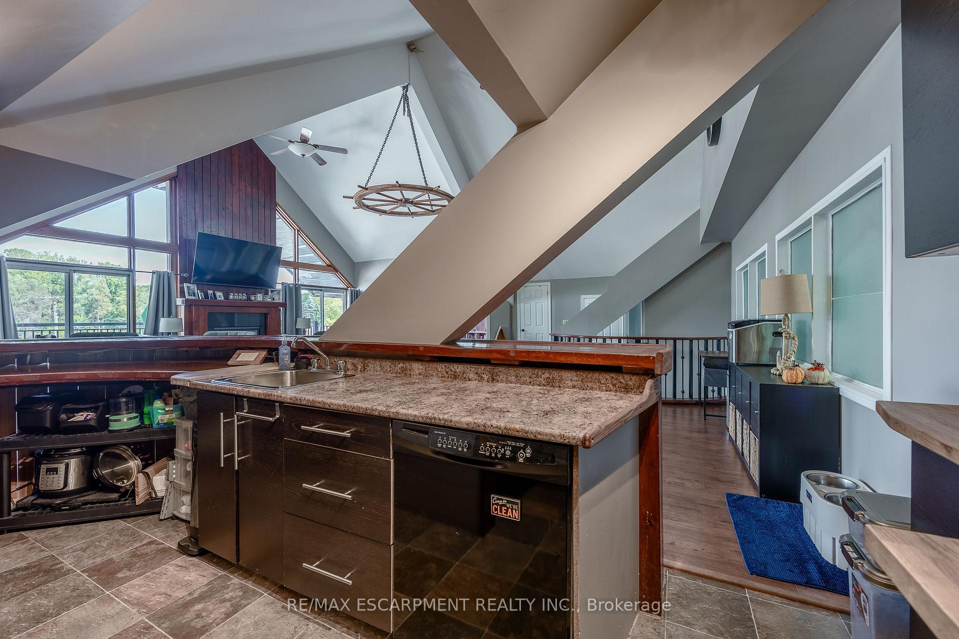 Photo 15 of 15 Jaylin Crescent, Norfolk, Port Dover — HOMEH