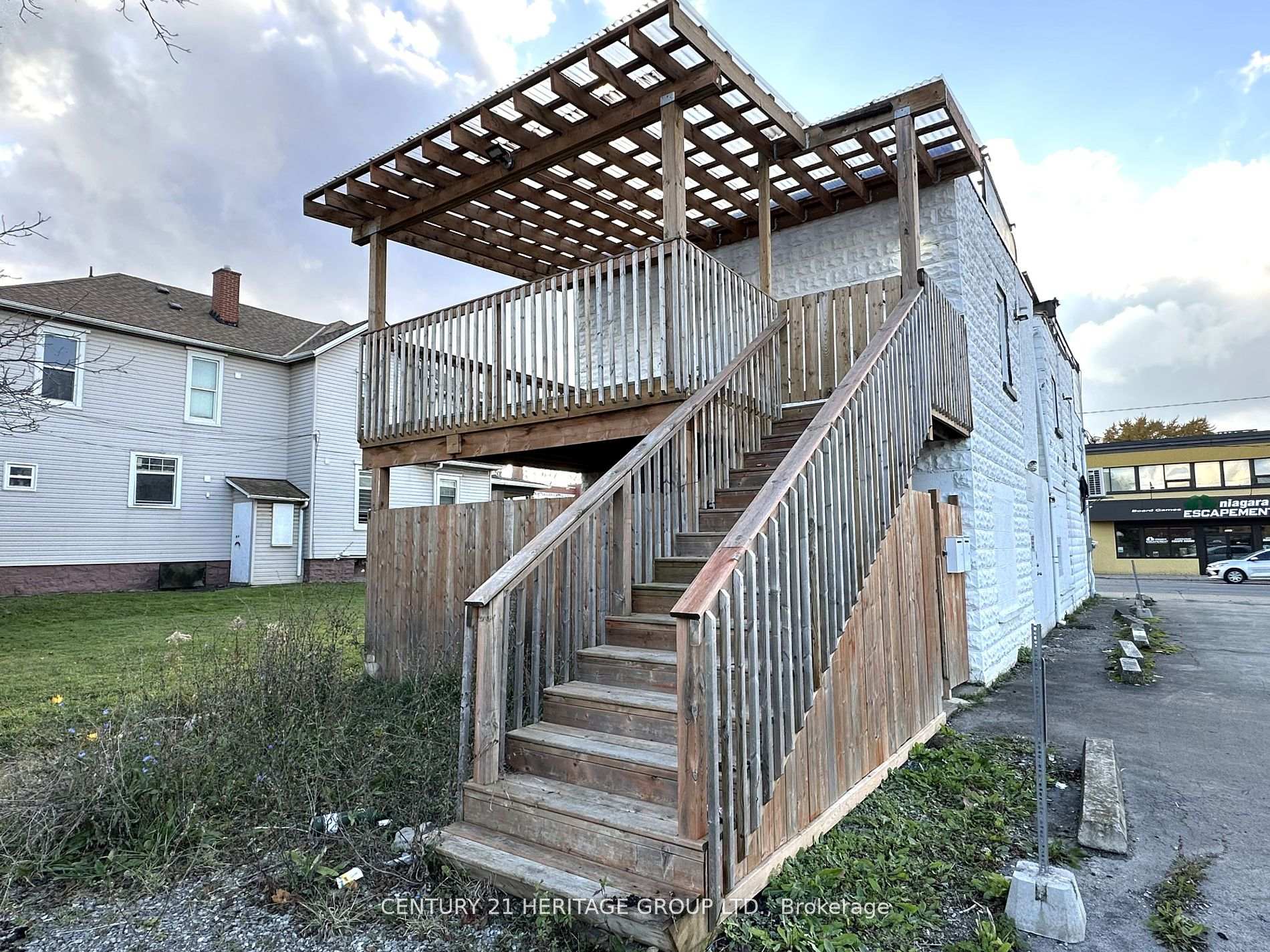 Photo 23 of 5002 Victoria Avenue, Niagara Falls, Downtown — HOMEH