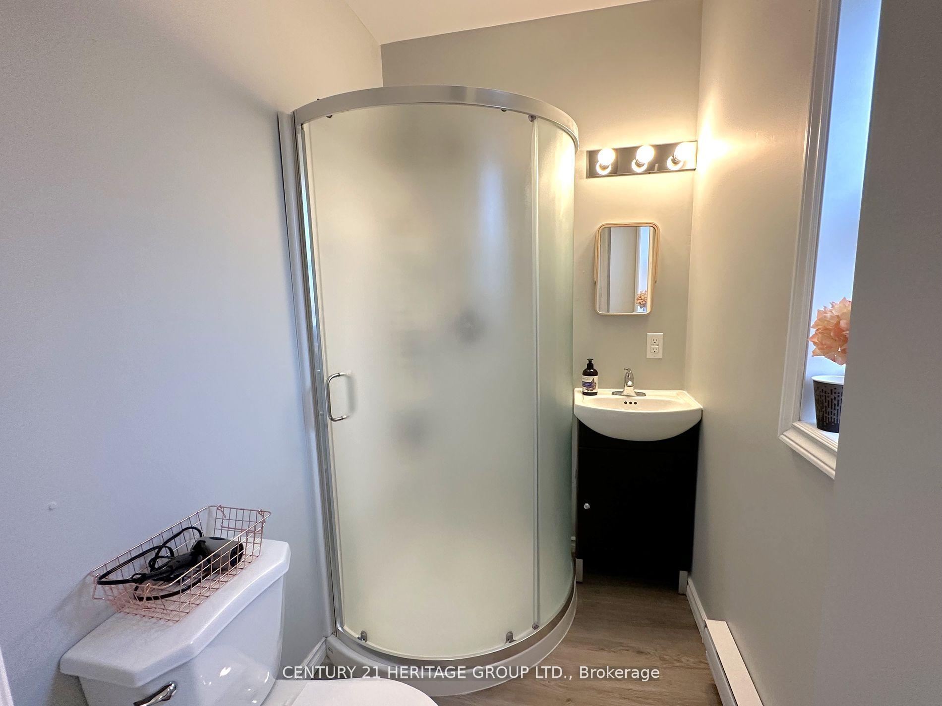 Photo 40 of 5002 Victoria Avenue, Niagara Falls, Downtown — HOMEH