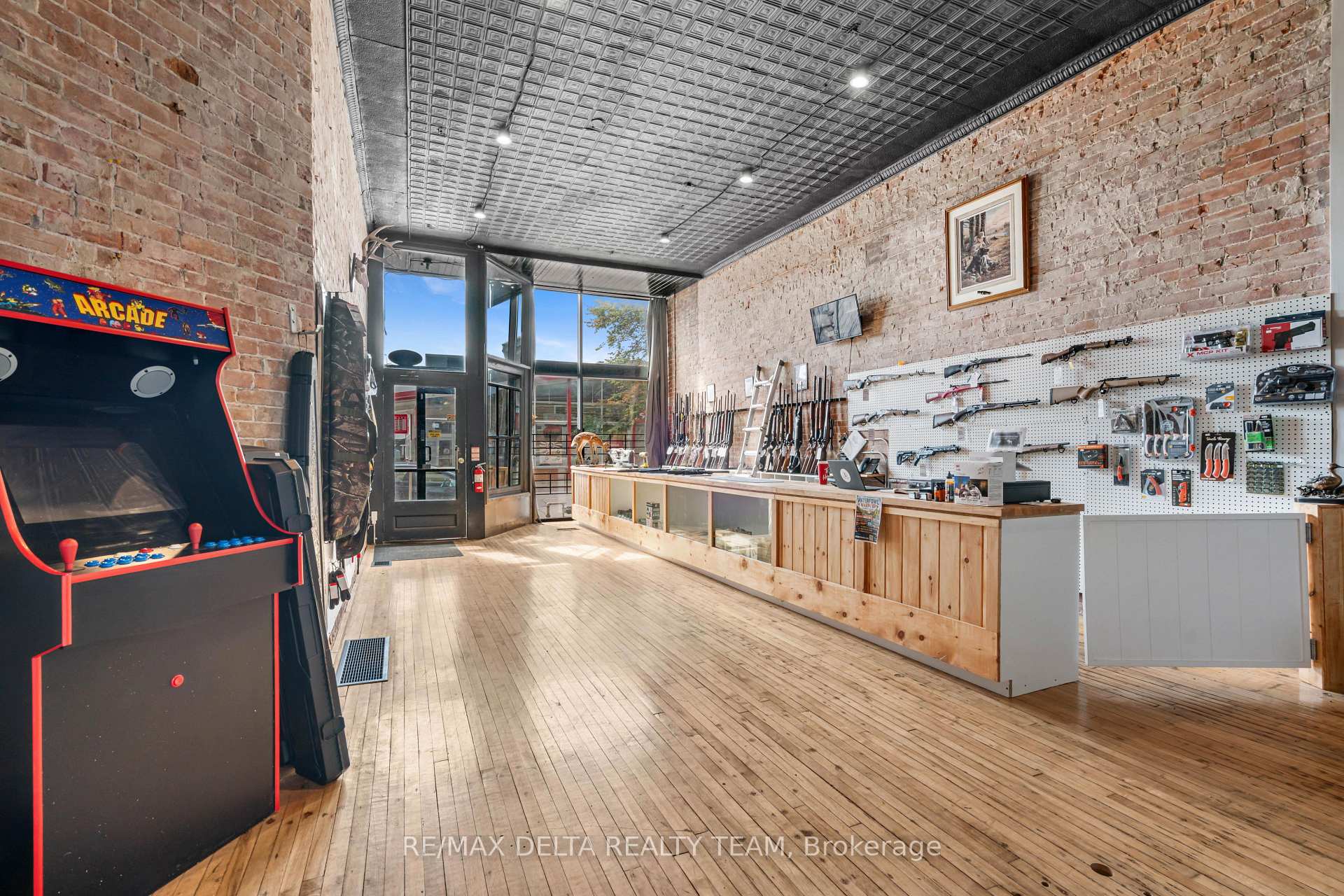 Photo 13 of 232-228 King Street W, Prescott, Prescott — HOMEH
