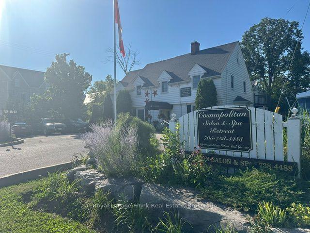 Photo 2 of 10 King Street E, Kawartha Lakes, Bobcaygeon — HOMEH