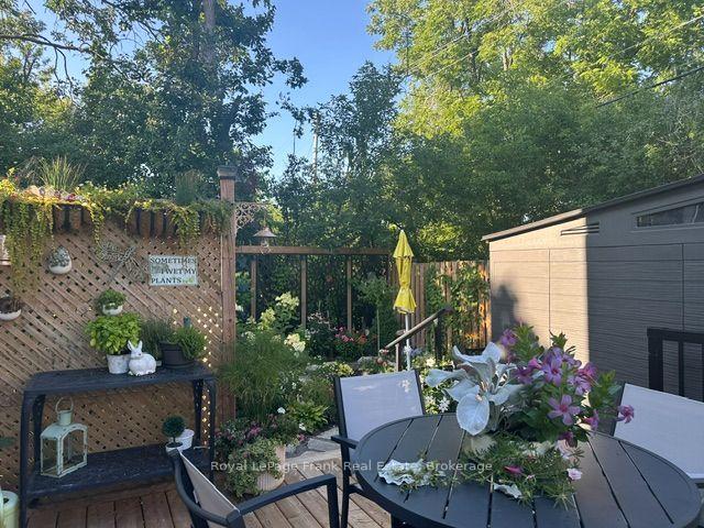Photo 15 of 10 King Street E, Kawartha Lakes, Bobcaygeon — HOMEH