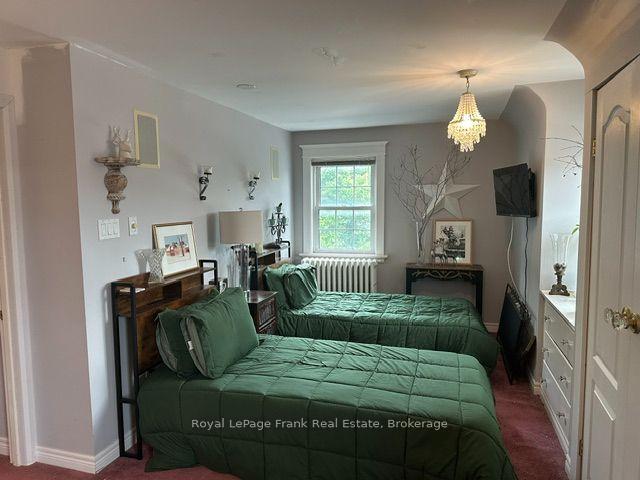 Photo 38 of 10 King Street E, Kawartha Lakes, Bobcaygeon — HOMEH