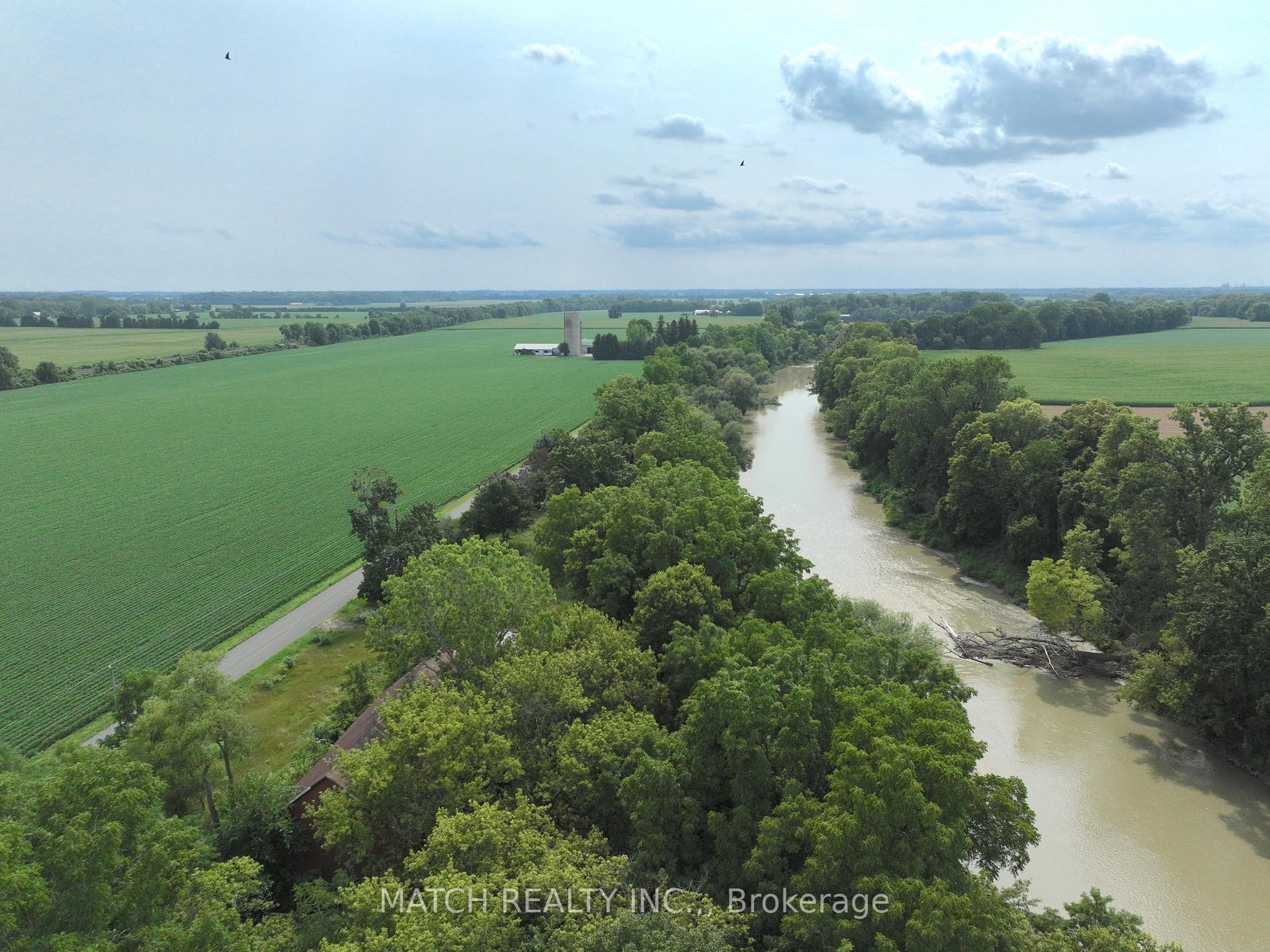 Photo 11 of 12533 River Line, Chatham-Kent, Thamesville — HOMEH