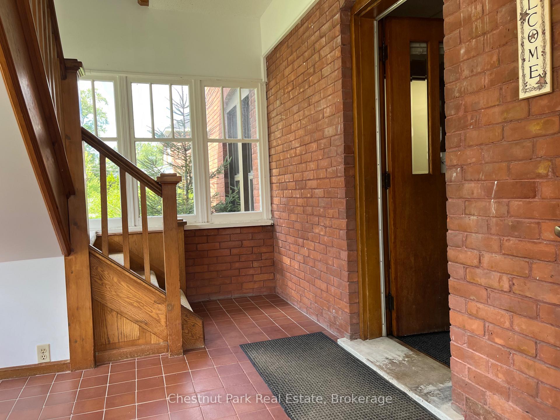 Photo 12 of 109 Kimberley Avenue, Bracebridge — HOMEH