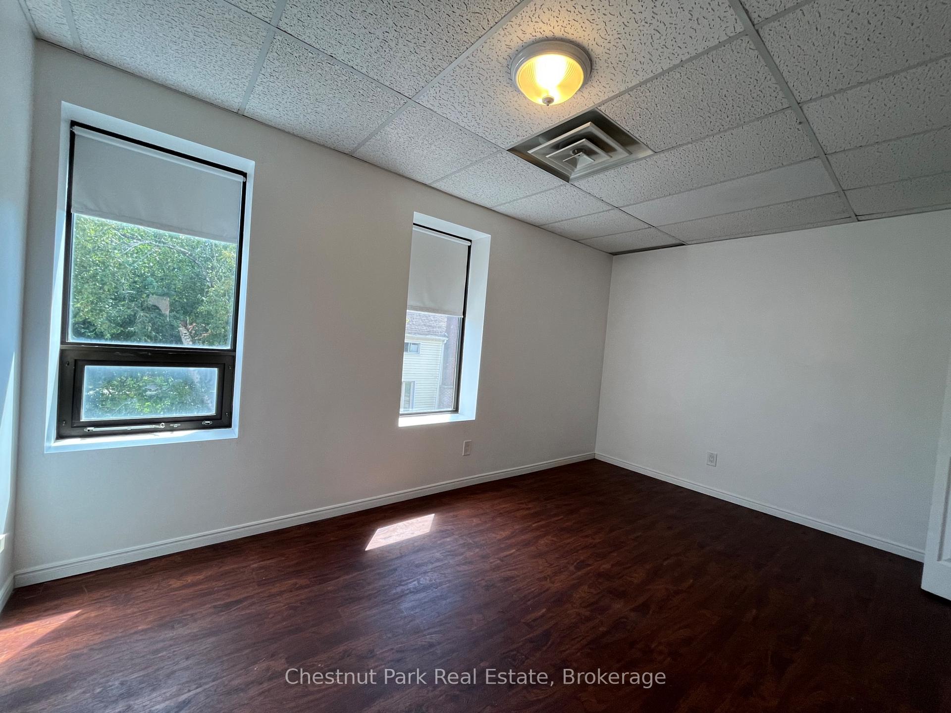 Photo 16 of 109 Kimberley Avenue, Bracebridge — HOMEH