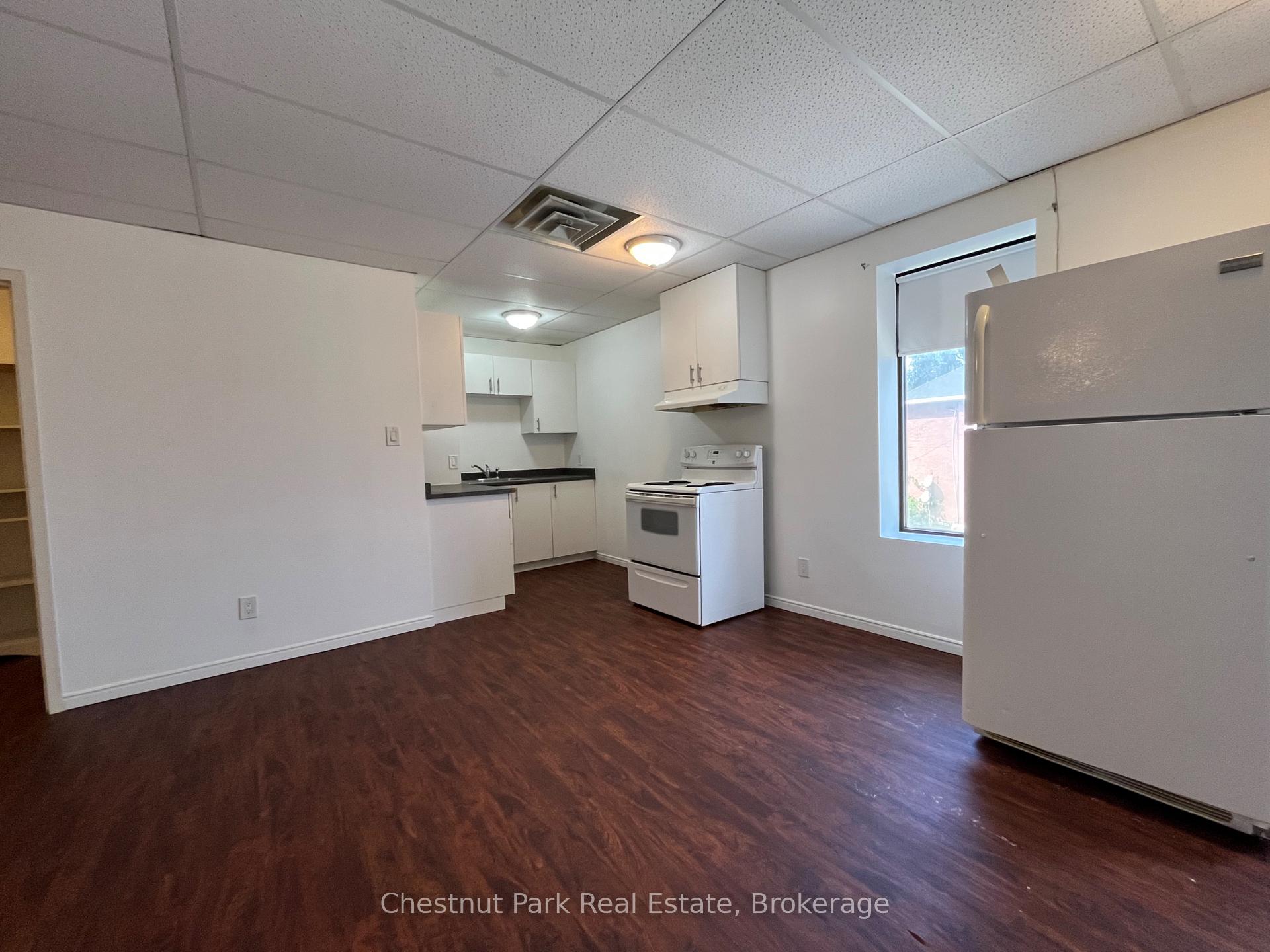 Photo 18 of 109 Kimberley Avenue, Bracebridge — HOMEH