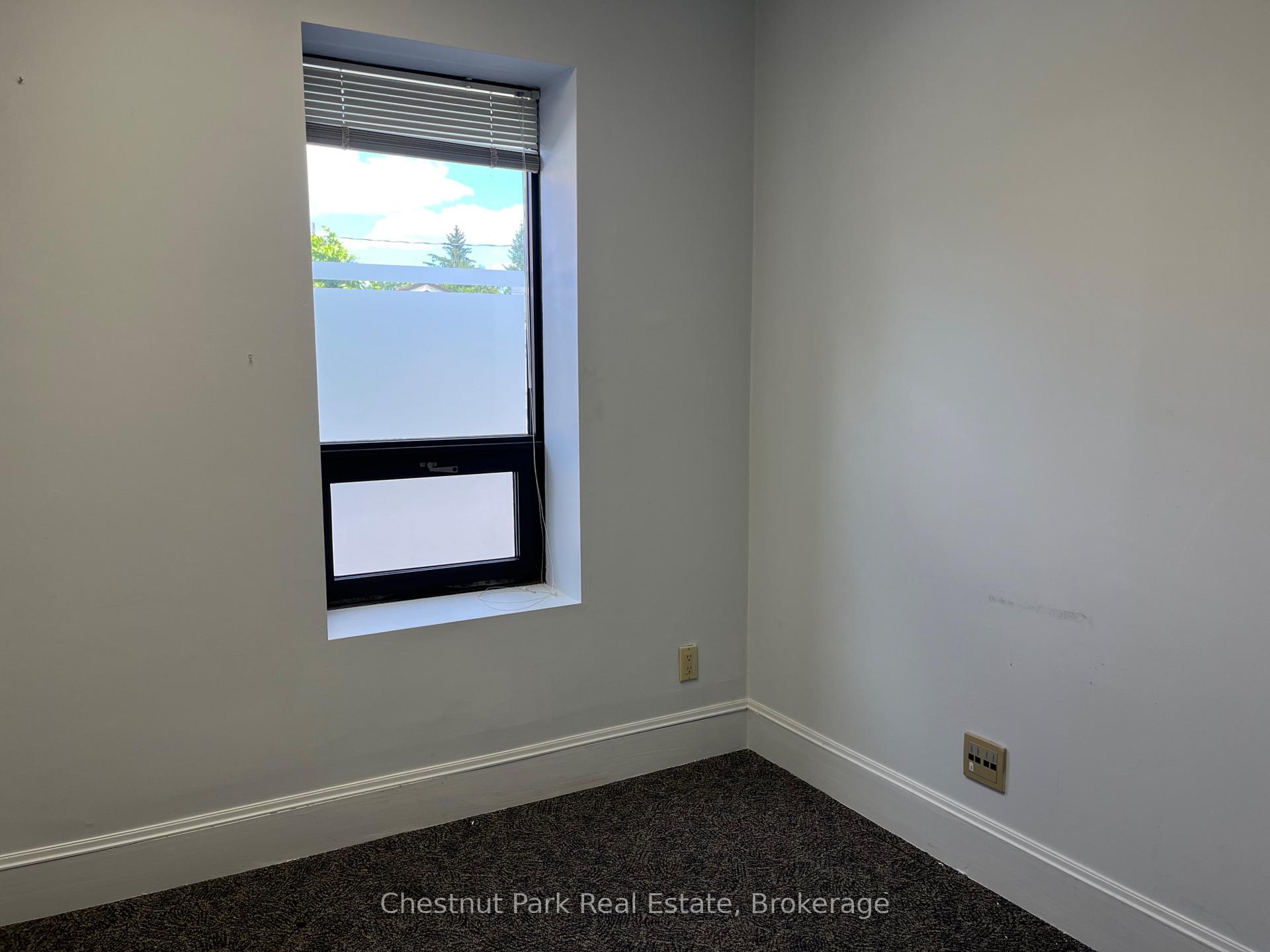 Photo 22 of 109 Kimberley Avenue, Bracebridge — HOMEH