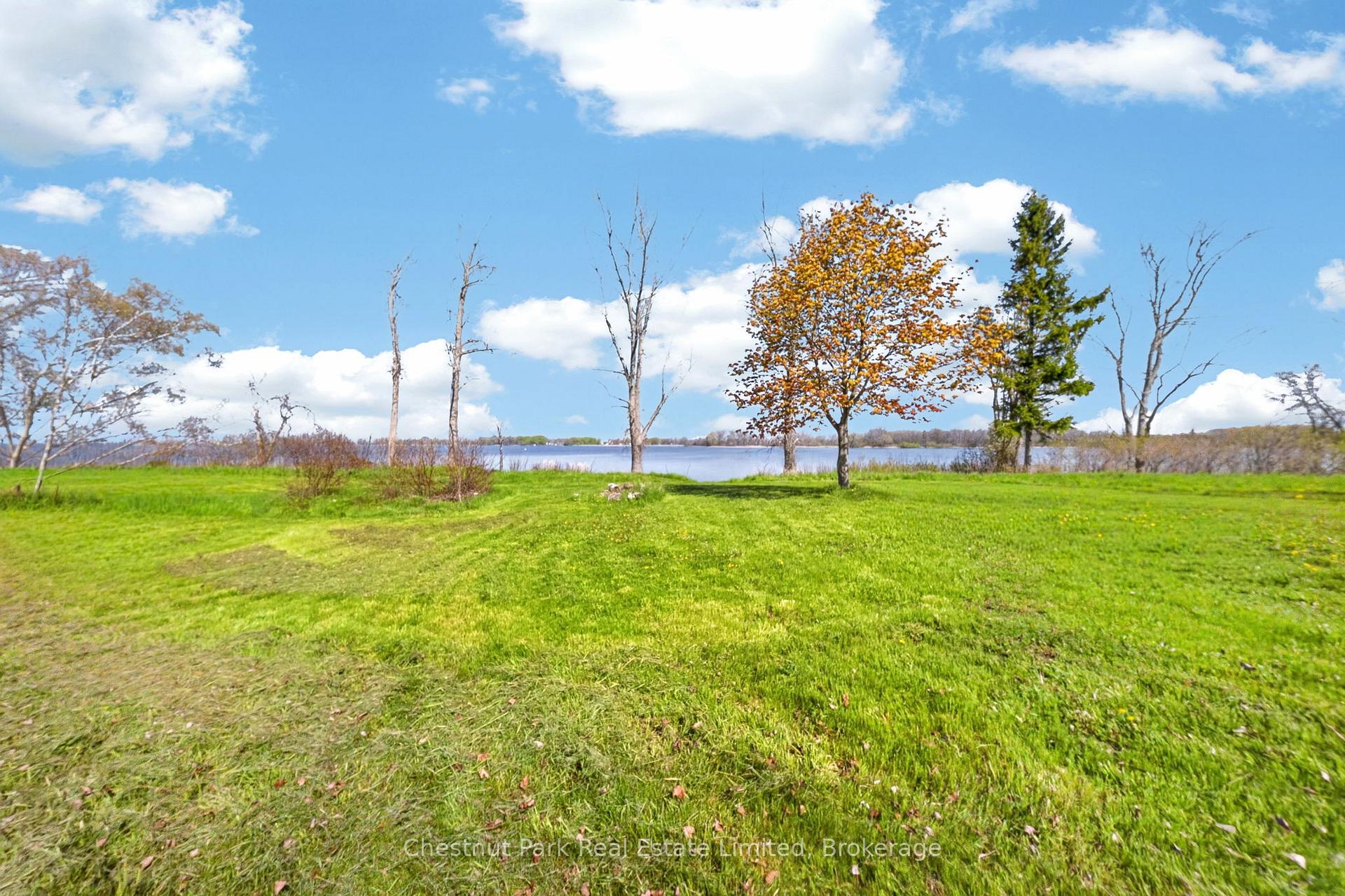 Photo 6 of 1092 Huycks Point Road, Prince Edward County, Hillier Ward — HOMEH