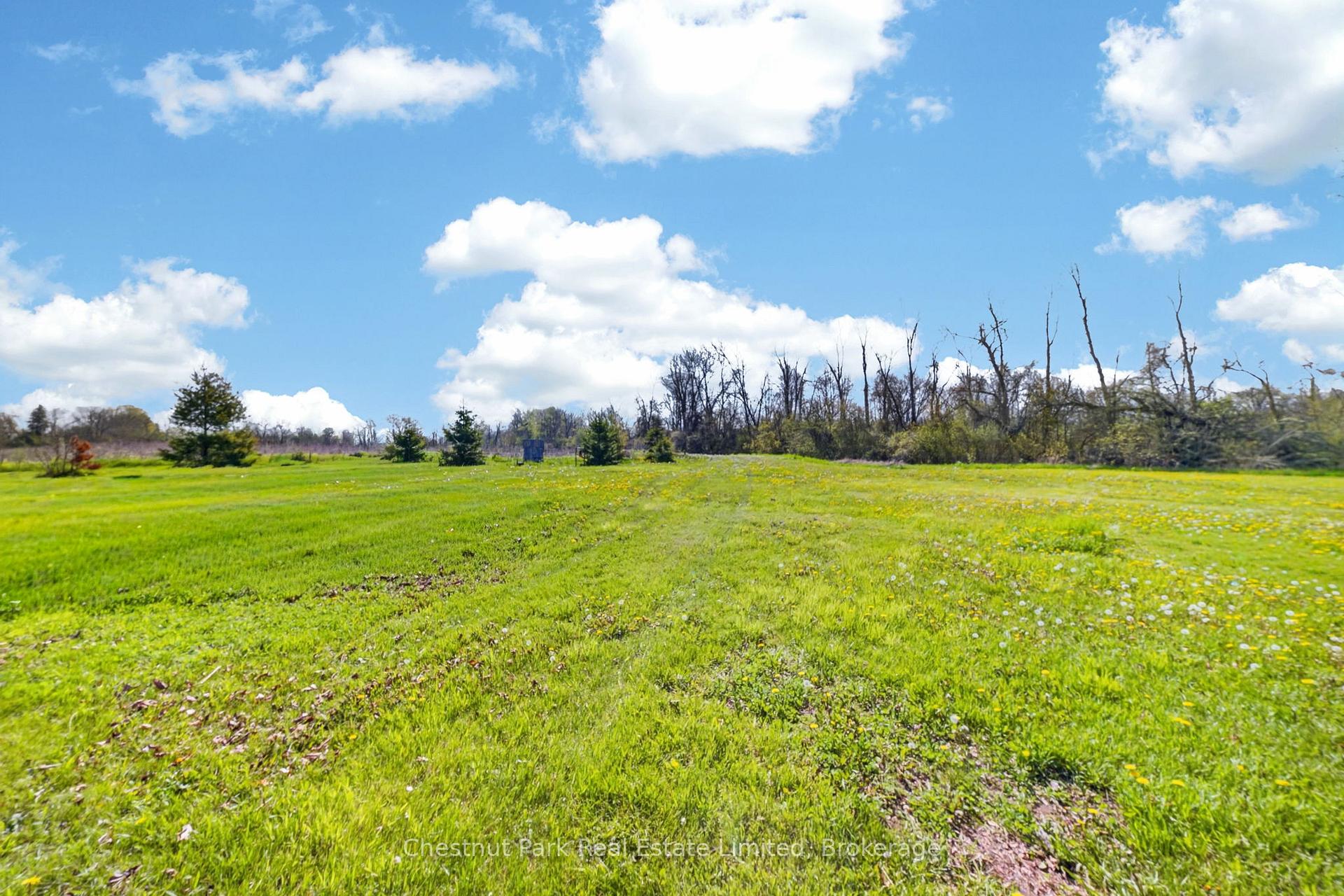 Photo 8 of 1092 Huycks Point Road, Prince Edward County, Hillier Ward — HOMEH