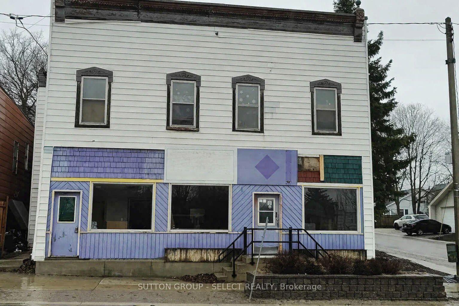 Photo of 14 Clinton Street S