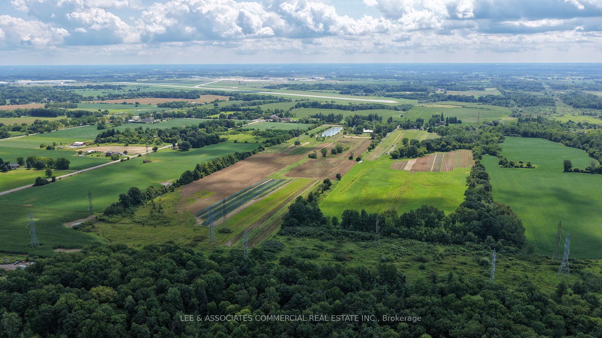 Photo 7 of 451 Book Road E, Hamilton, Airport Employment Area — HOMEH