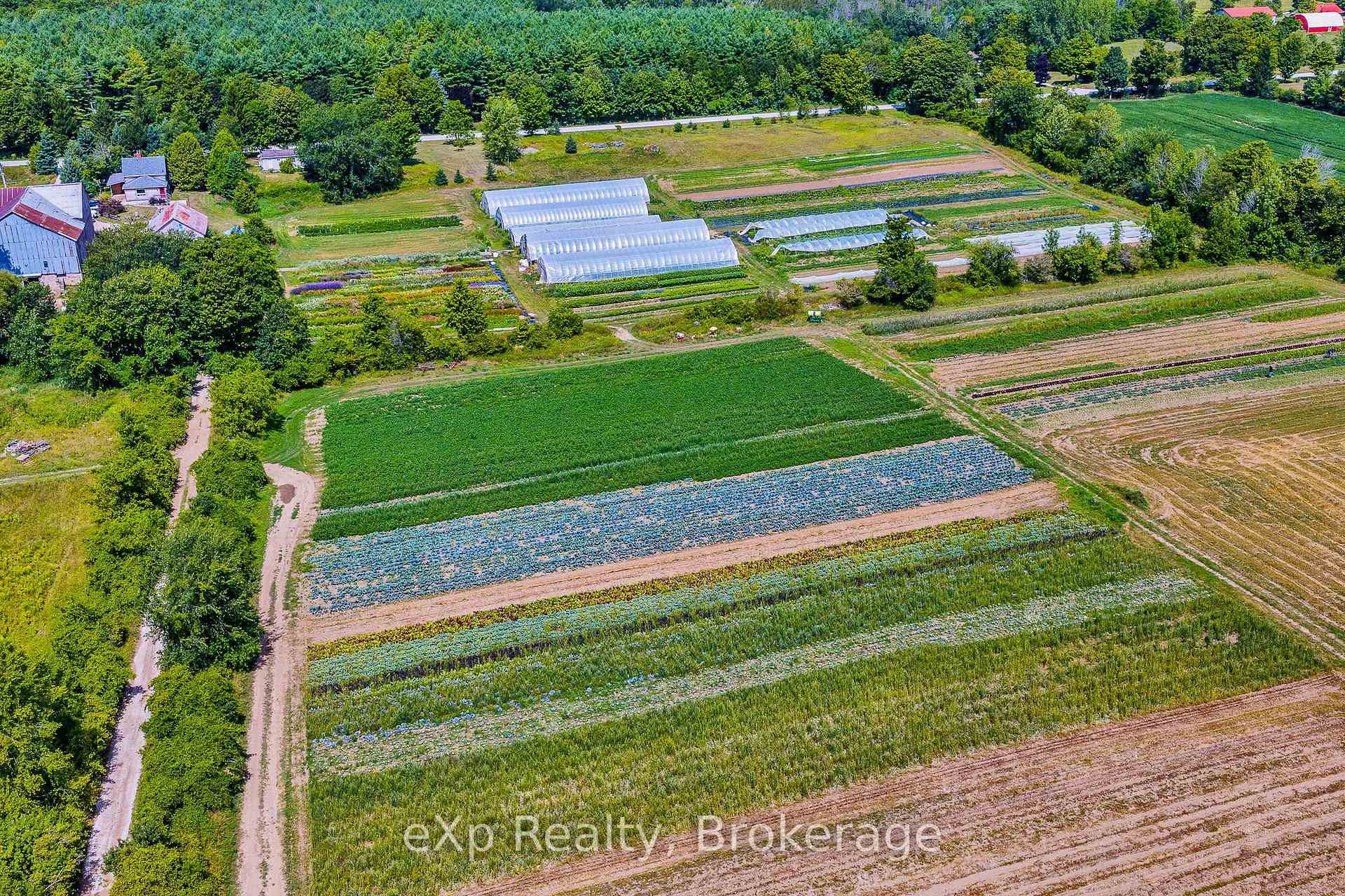Photo 38 of 805092 Sideroad 25, Grey Highlands — HOMEH