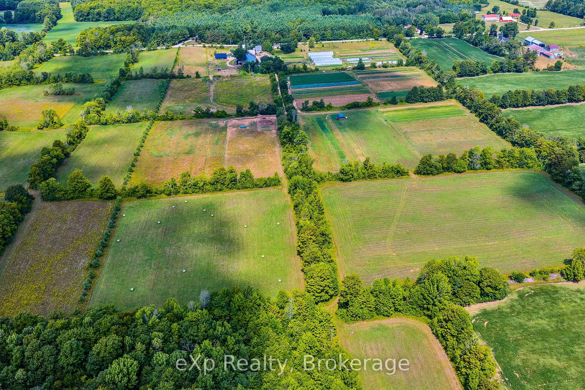 Photo 42 of 805092 Sideroad 25, Grey Highlands — HOMEH