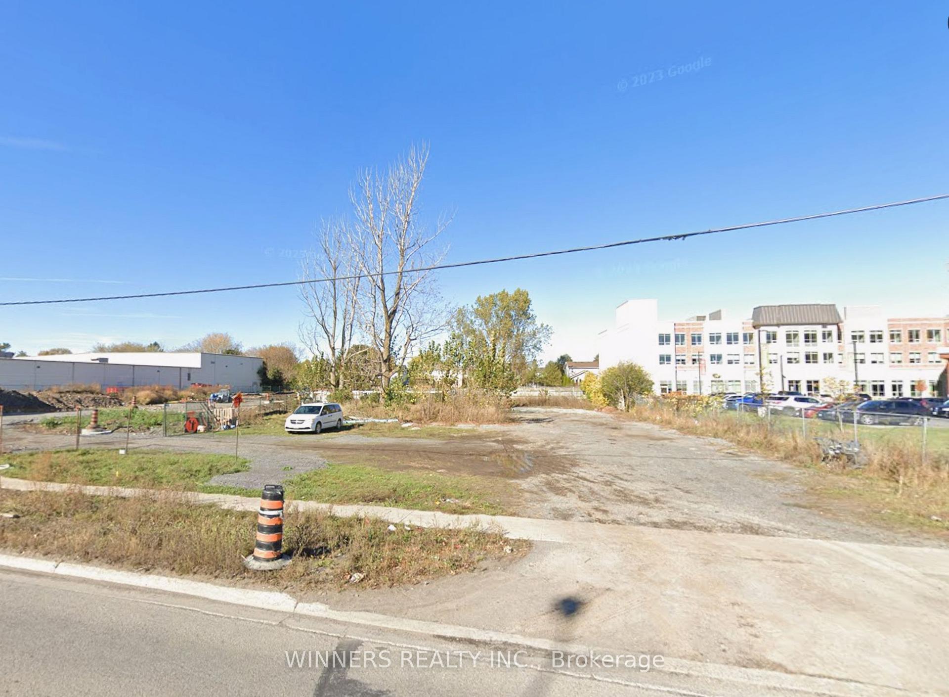 Photo 1 of 2698 Princess Street, Kingston, City Northwest — HOMEH