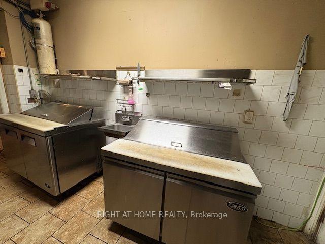 Photo 8 of 413 Hamilton Road, London, East L — HOMEH