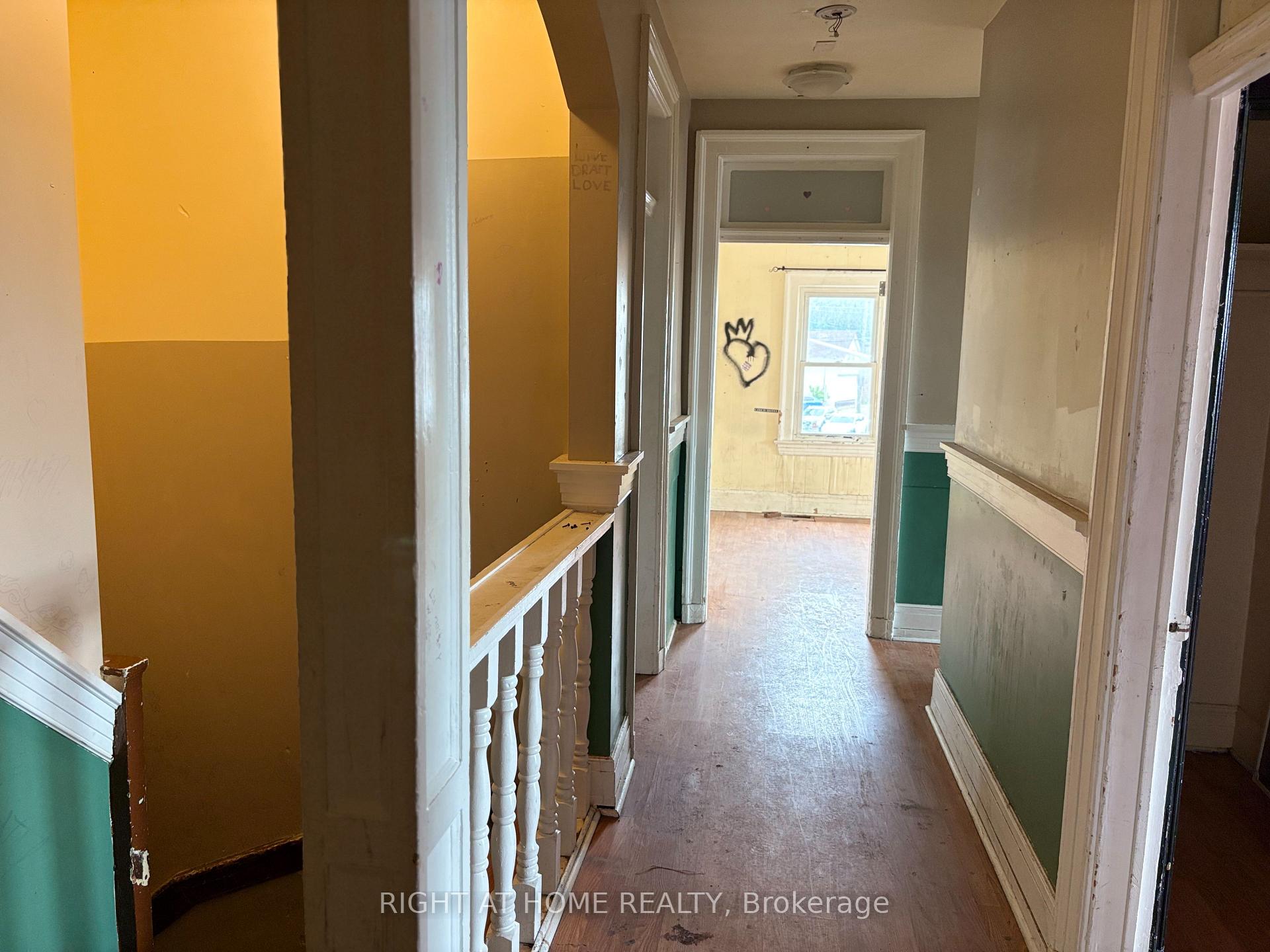 Photo 12 of 413 Hamilton Road, London, East L — HOMEH