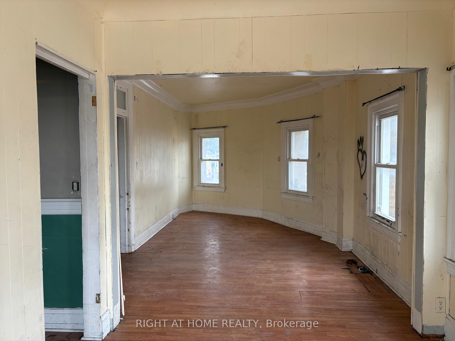 Photo 15 of 413 Hamilton Road, London, East L — HOMEH