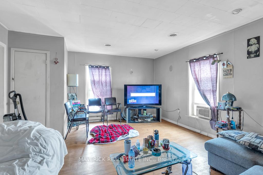 Photo 25 of 101 Thames Street N, Ingersoll, Ingersoll - North — HOMEH