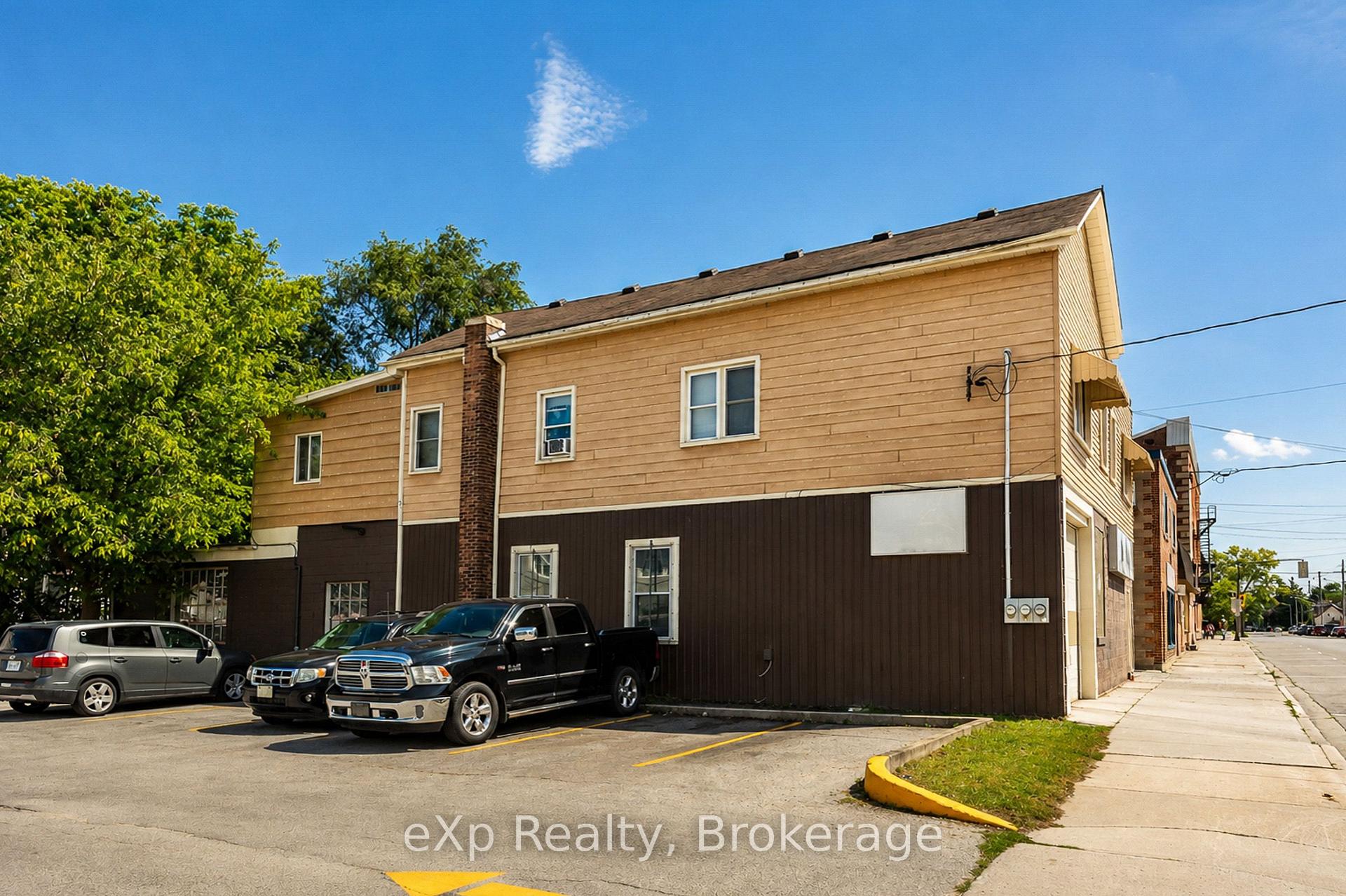 Photo 2 of 827 3rd Avenue E, Owen Sound — HOMEH