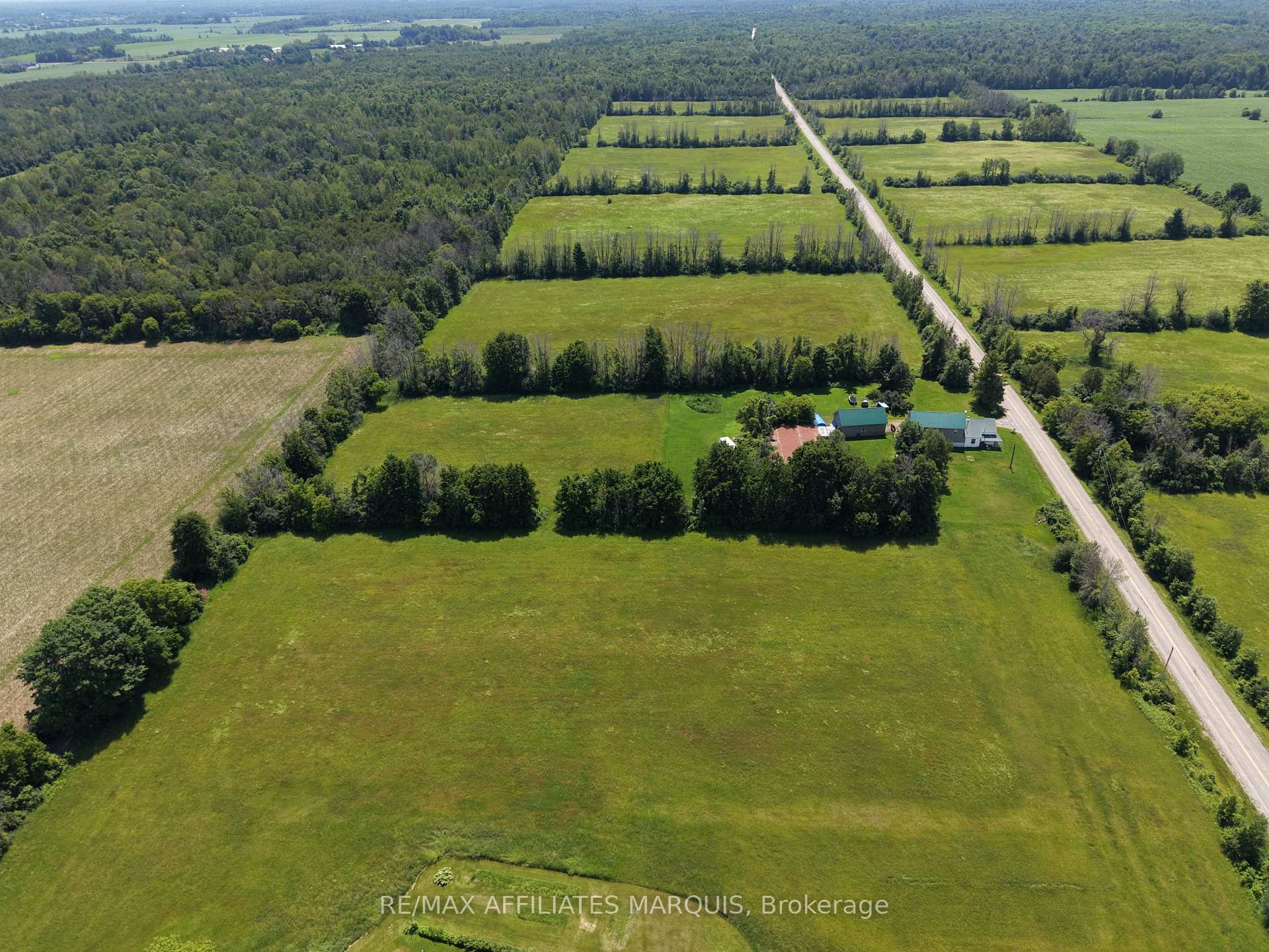Photo 4 of 7105 Adams Road, Edwardsburgh/Cardinal, Edwardsburgh/Cardinal Twp — HOMEH
