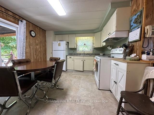 Photo 13 of 24834 Kent Bridge Road, Chatham-Kent, Dresden — HOMEH